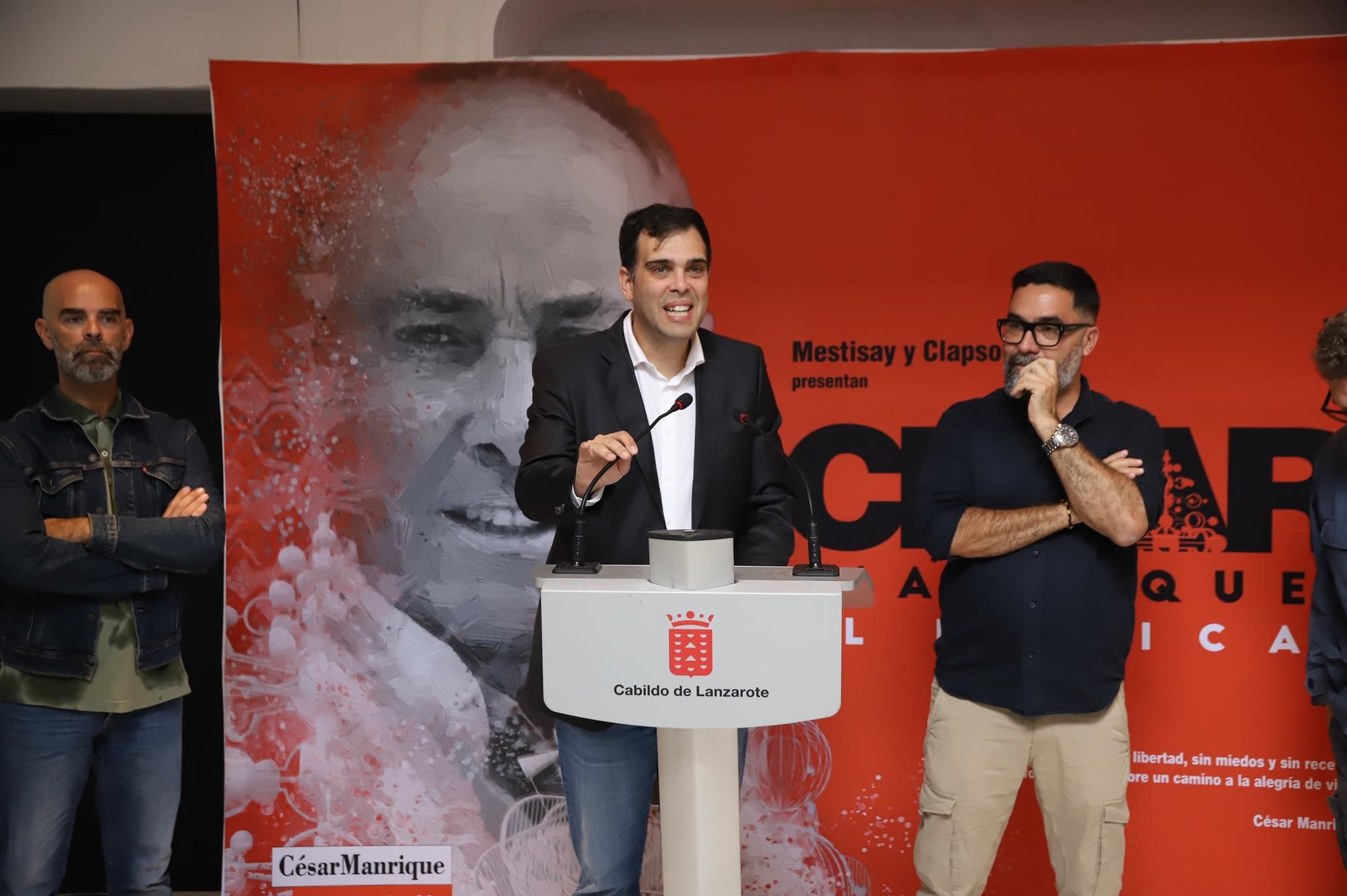 Presentación del musical César Manrique