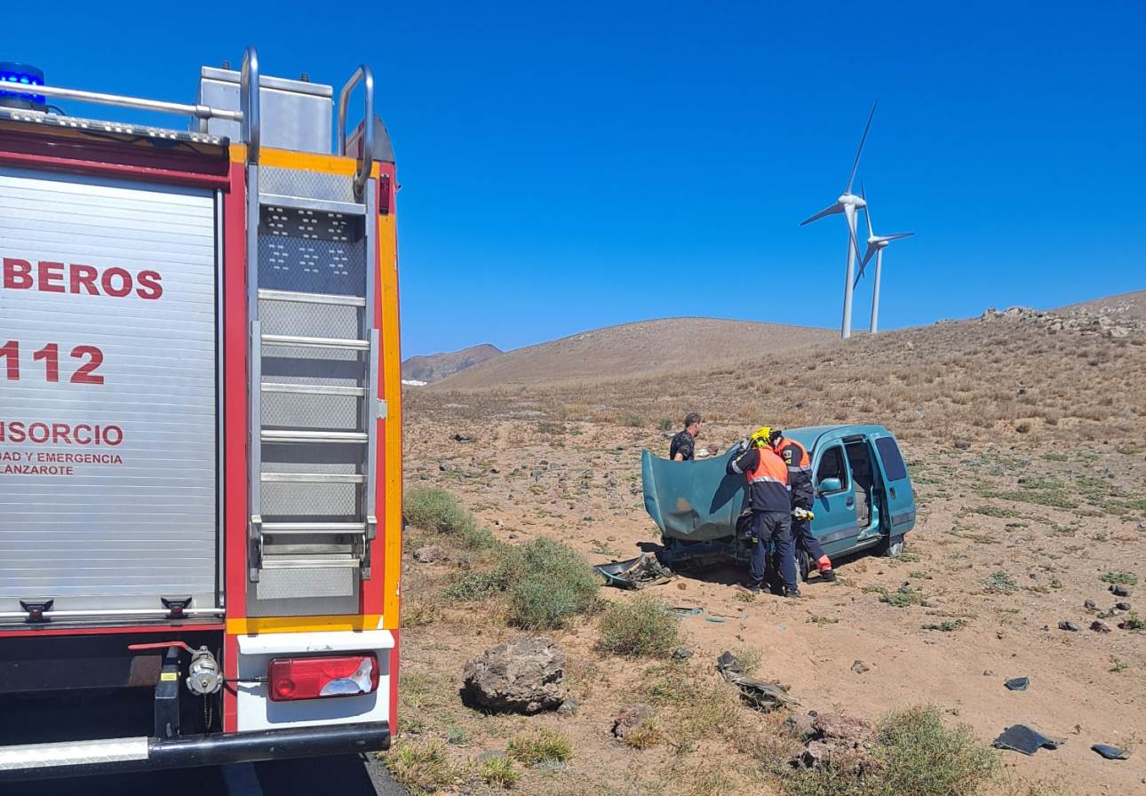 Accidente en la LZ- 34 de San Bartolomé