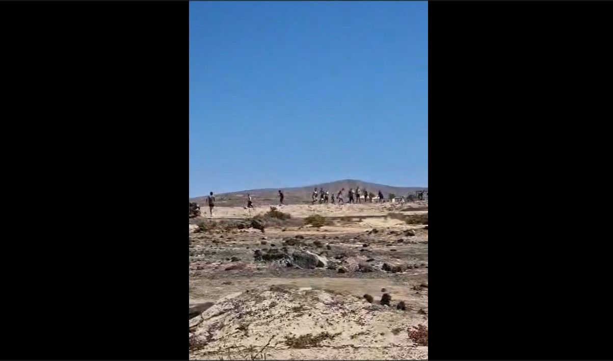 Batalla campal con piedras en La Santa