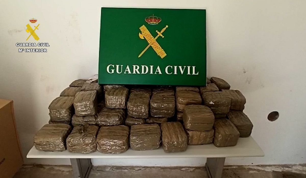 Droga incautada por los agentes de la Guardia Civil en el puerto de Playa Blanca. Foto: Guardia Civil