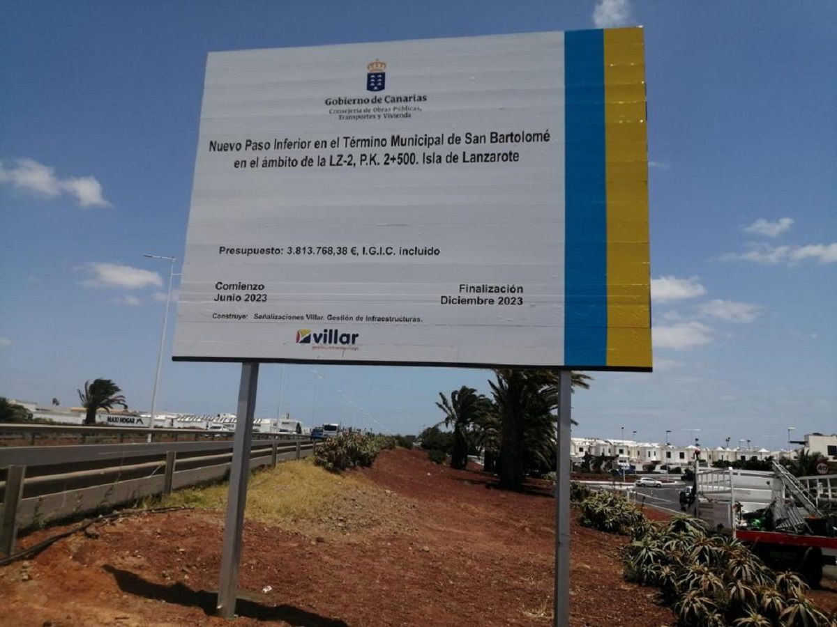 Cartel de las obras del túnel de Playa Honda