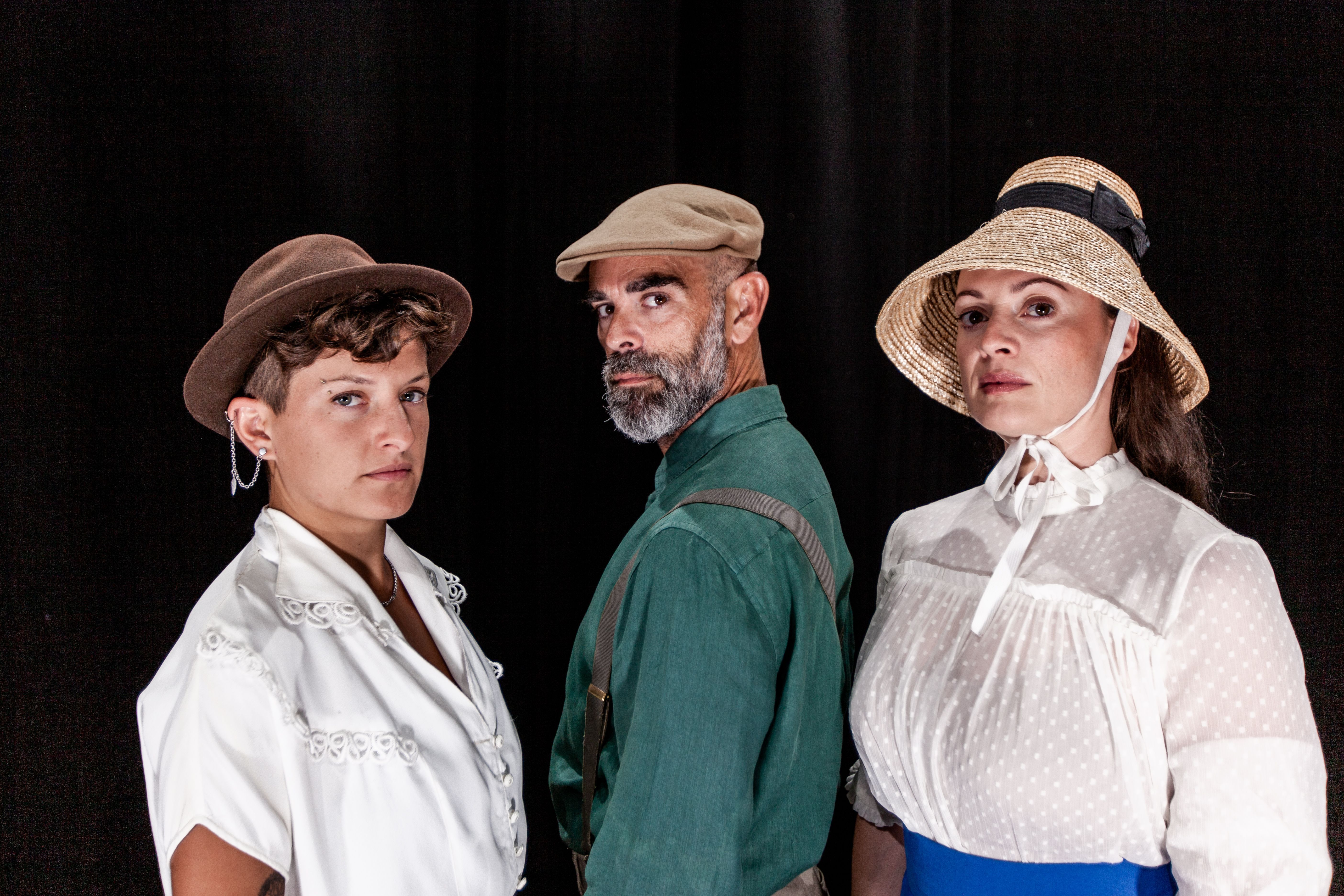 Los tres protagonistas de 'Mararía la de Femés', Marta Viera, Mingo Ruano y LAJALADA