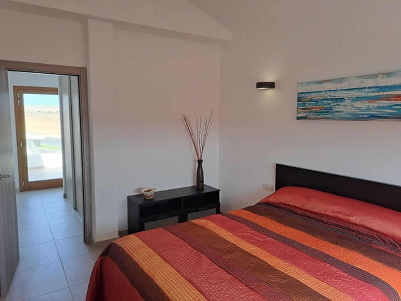 Dormitorio de uno de los dúplex en Residencial Los Ajaches en Playa Blanca (2) Dormitorio de uno de los dúplex en Residencial Los Ajaches en Playa Blanca (2)