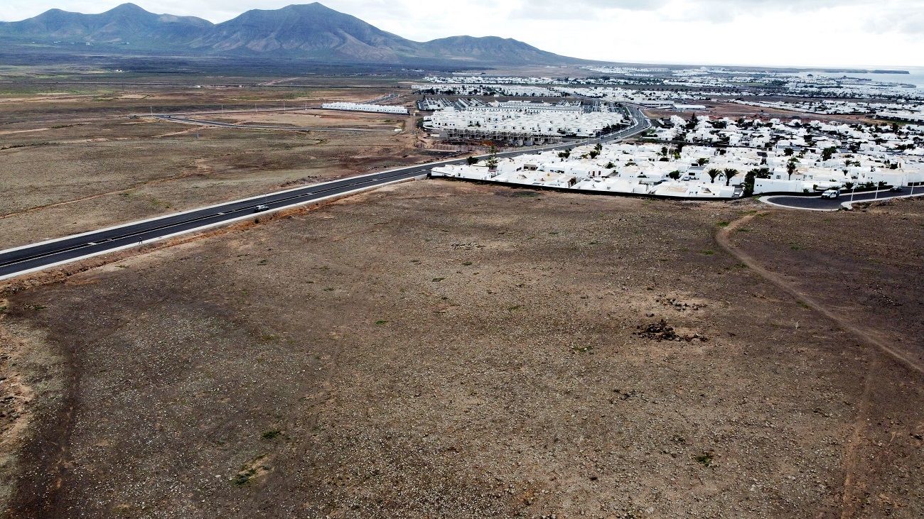 Imagen aérea de viviendas en Playa Blanca