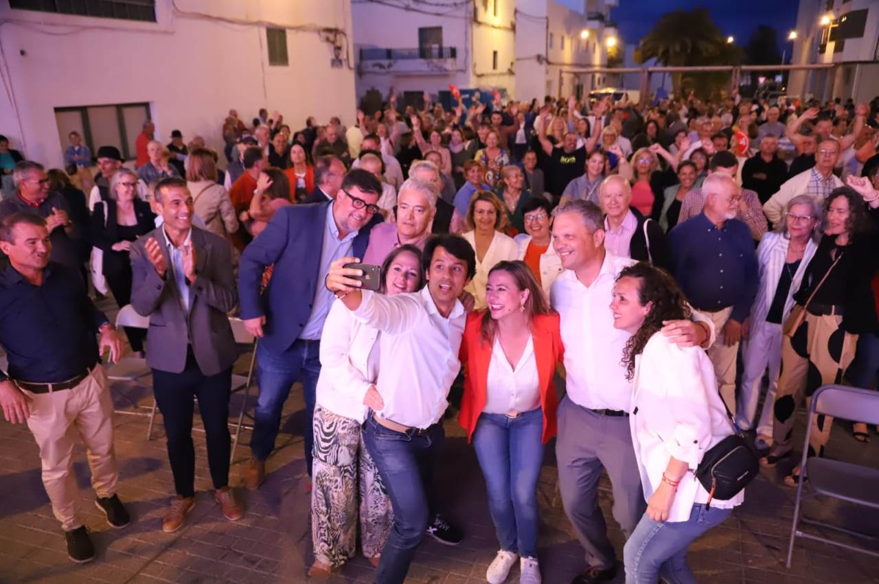 Cierre de campaña del PSOE en Valterra