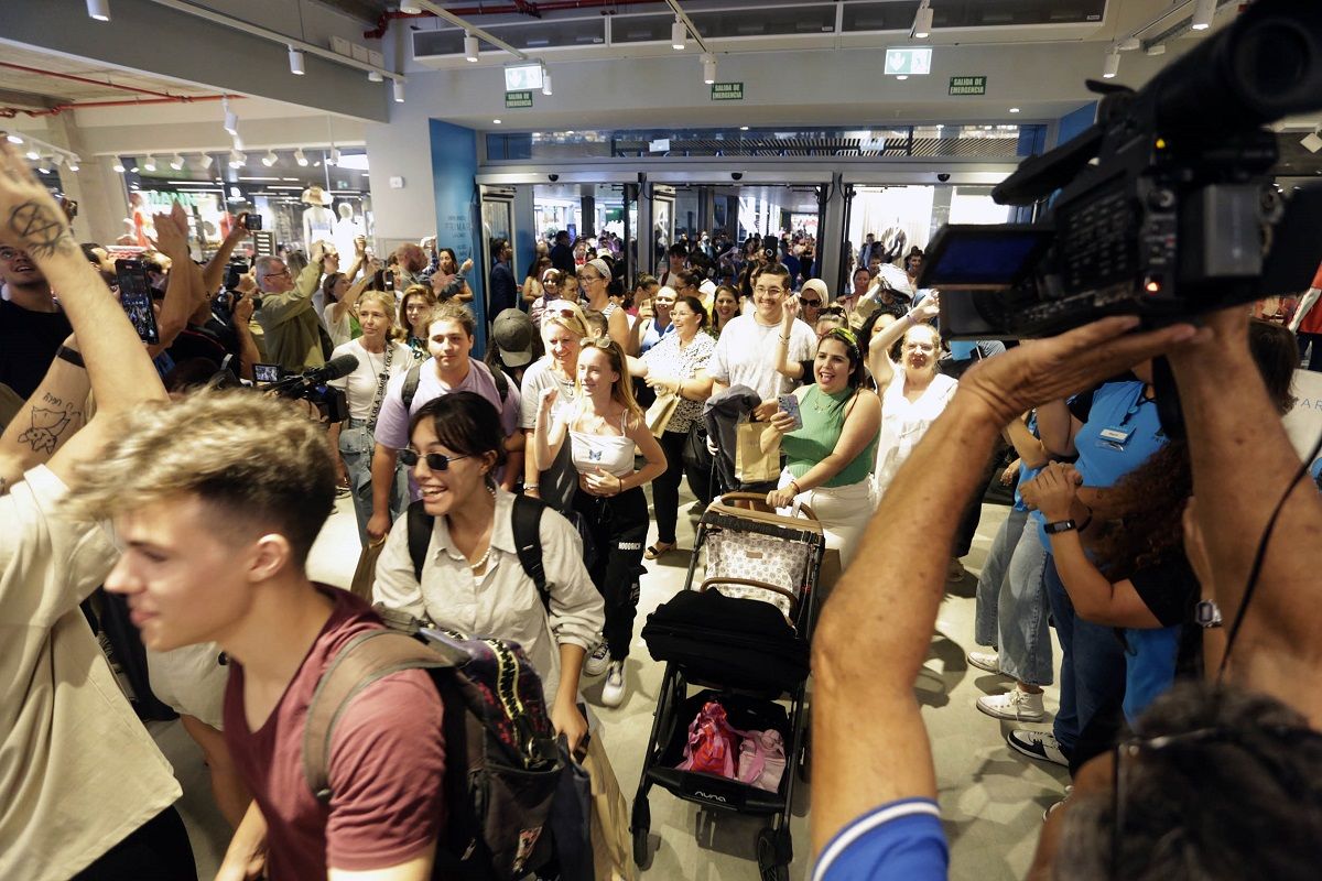 Apertura de Primark en Lanzarote este jueves 22 de junio. Fotos de José Luis Carrasco.