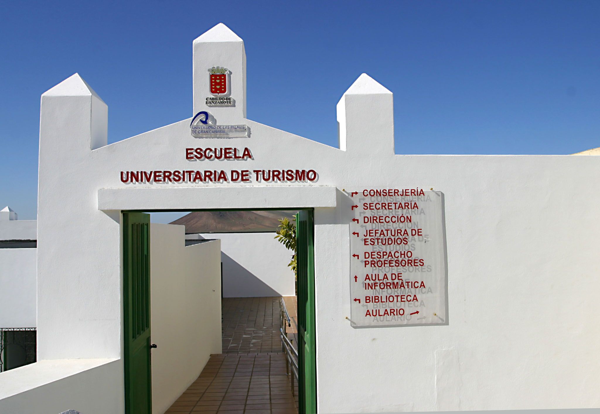 Escuela de turismo de Lanzarote. Foto: Cedida por el Cabildo de Lanzarote.