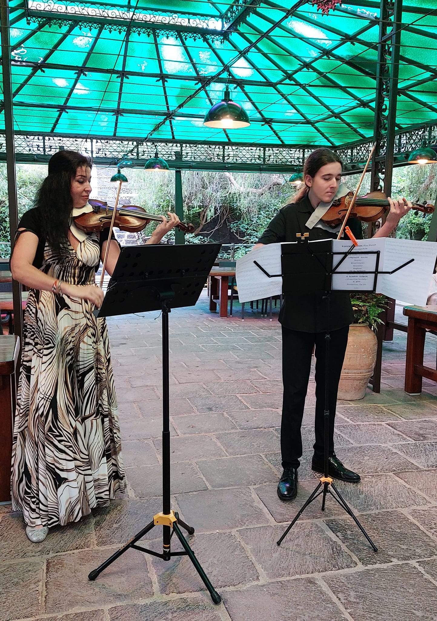 Actuación de música clásica en la ceremonia de Rotary Club Lanzarote
