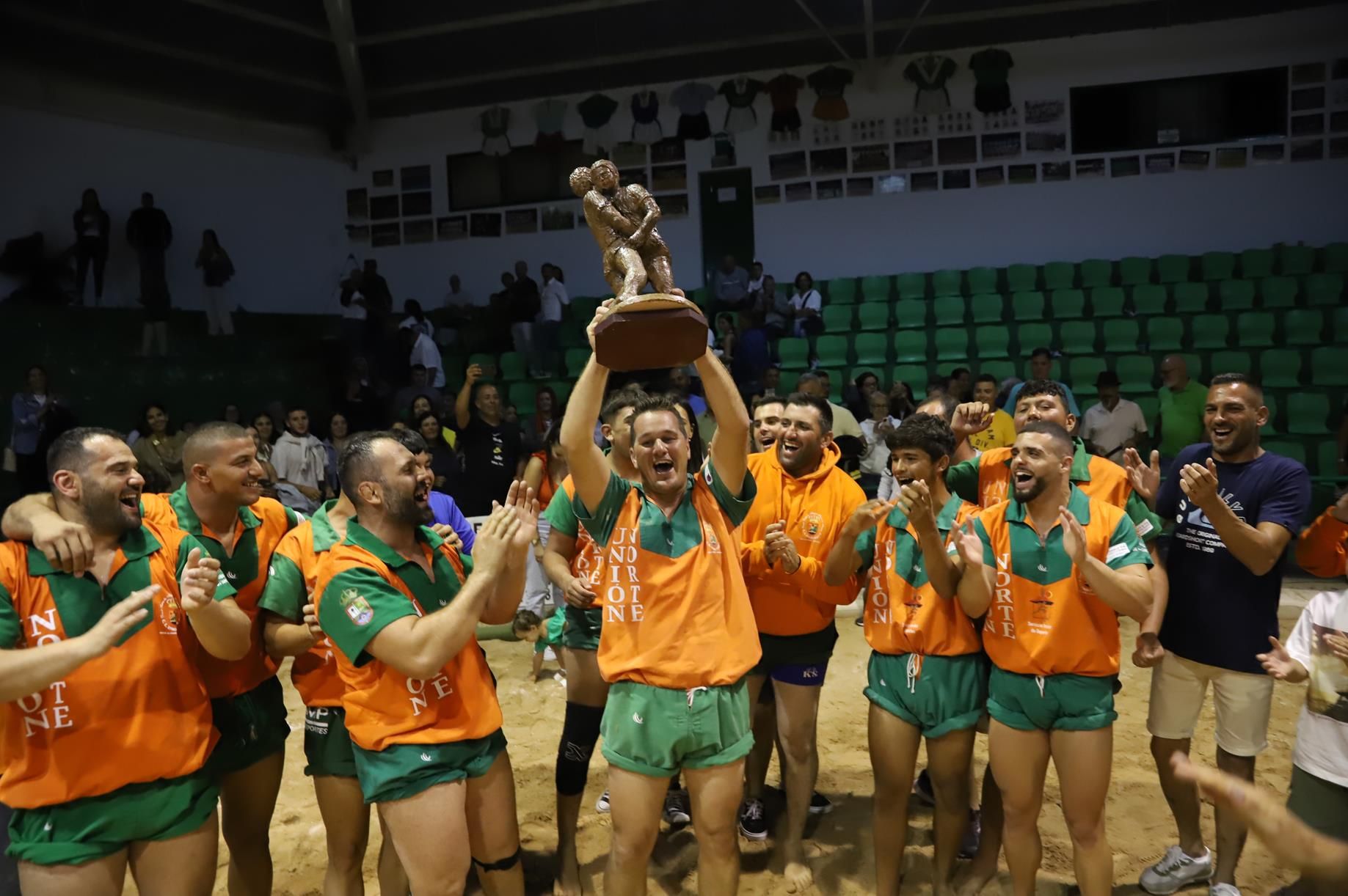 Final lucha Canaria, C.l. Union Norte   Union Sur Tias (54)