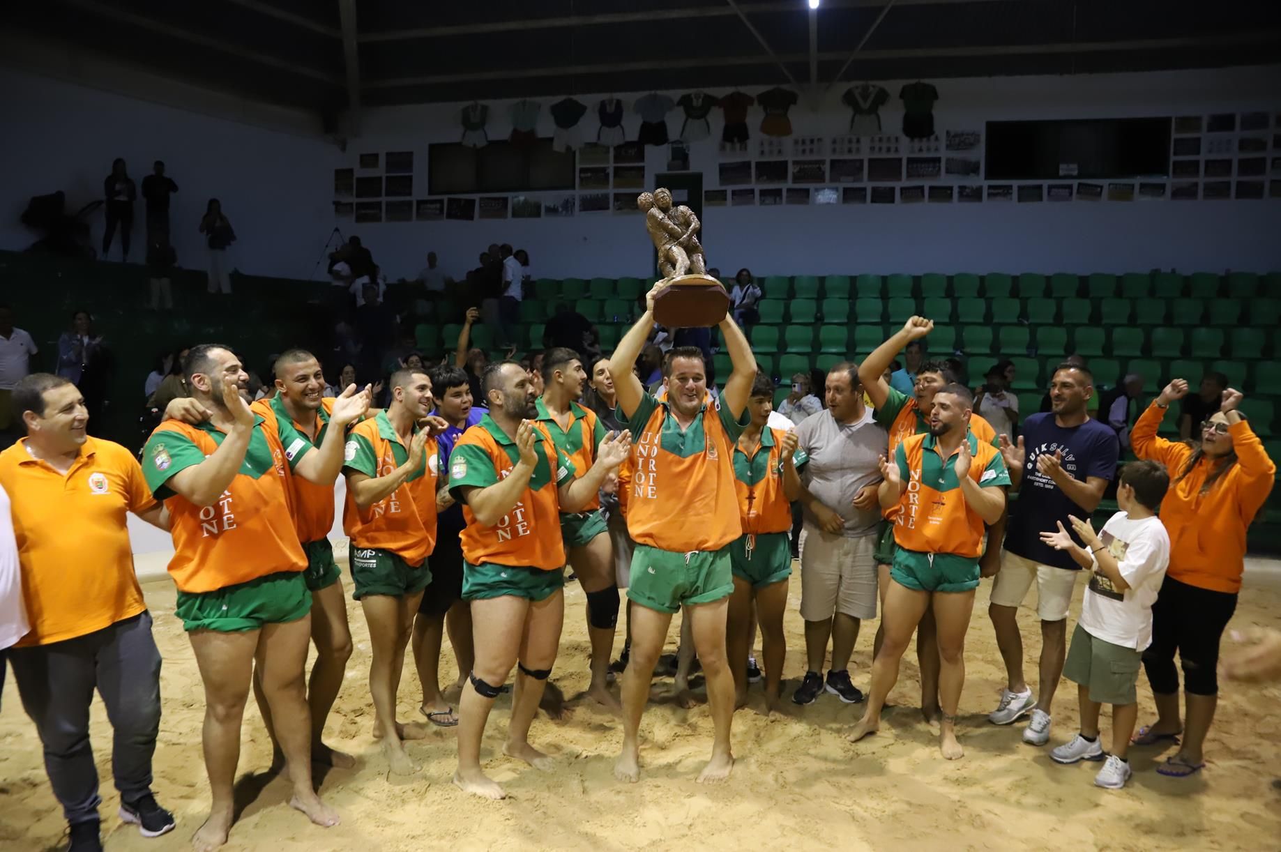 Final lucha Canaria, C.l. Union Norte   Union Sur Tias (56)