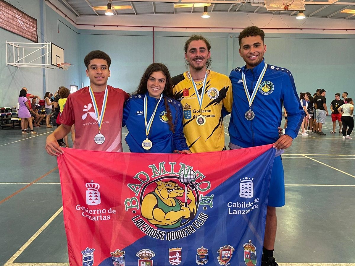 El Lanzarote Raqueta Club en el campeonato de bádminton TOP TTR Tuineje