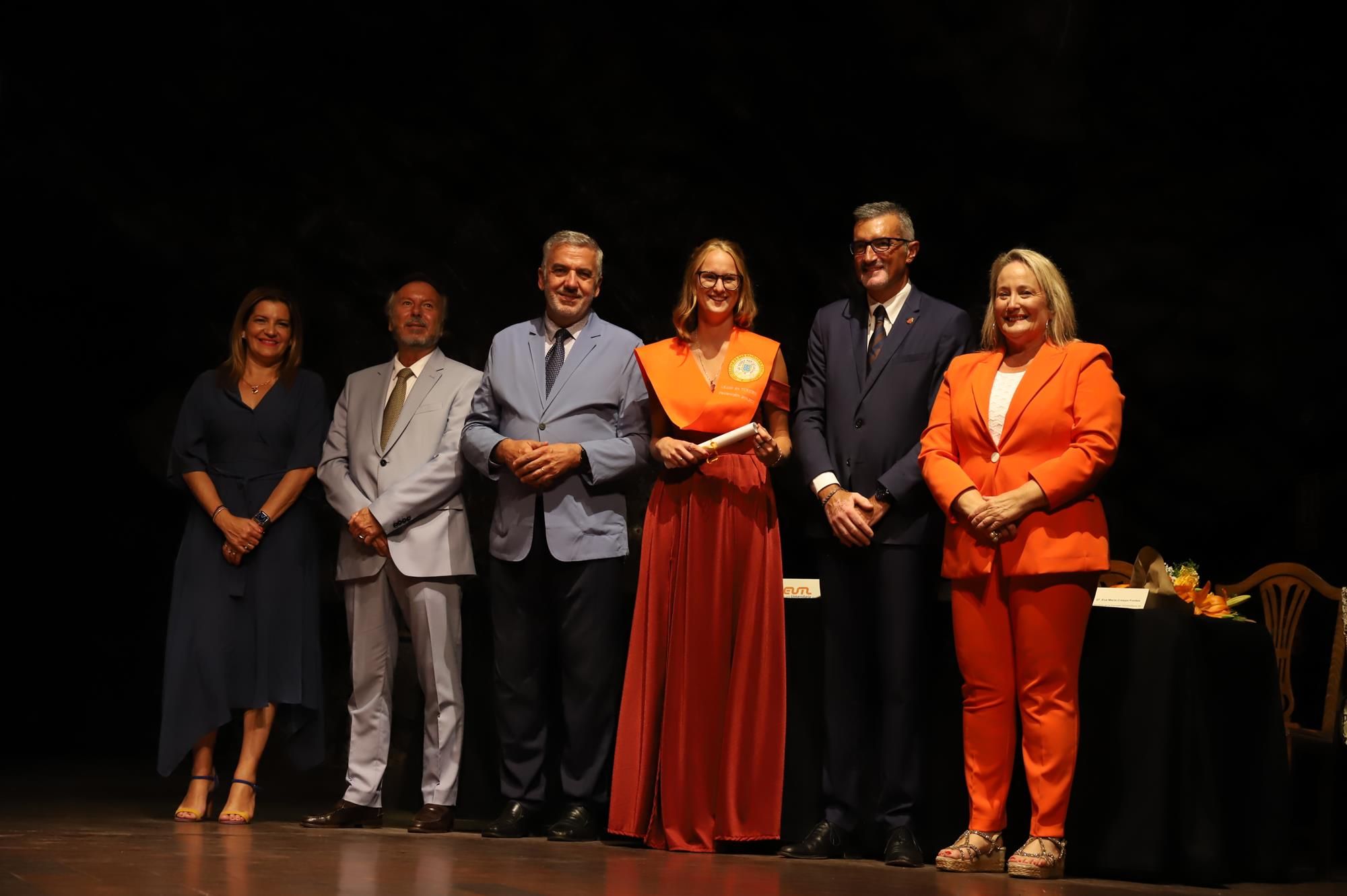 Grado de Turismo 2023 (150)