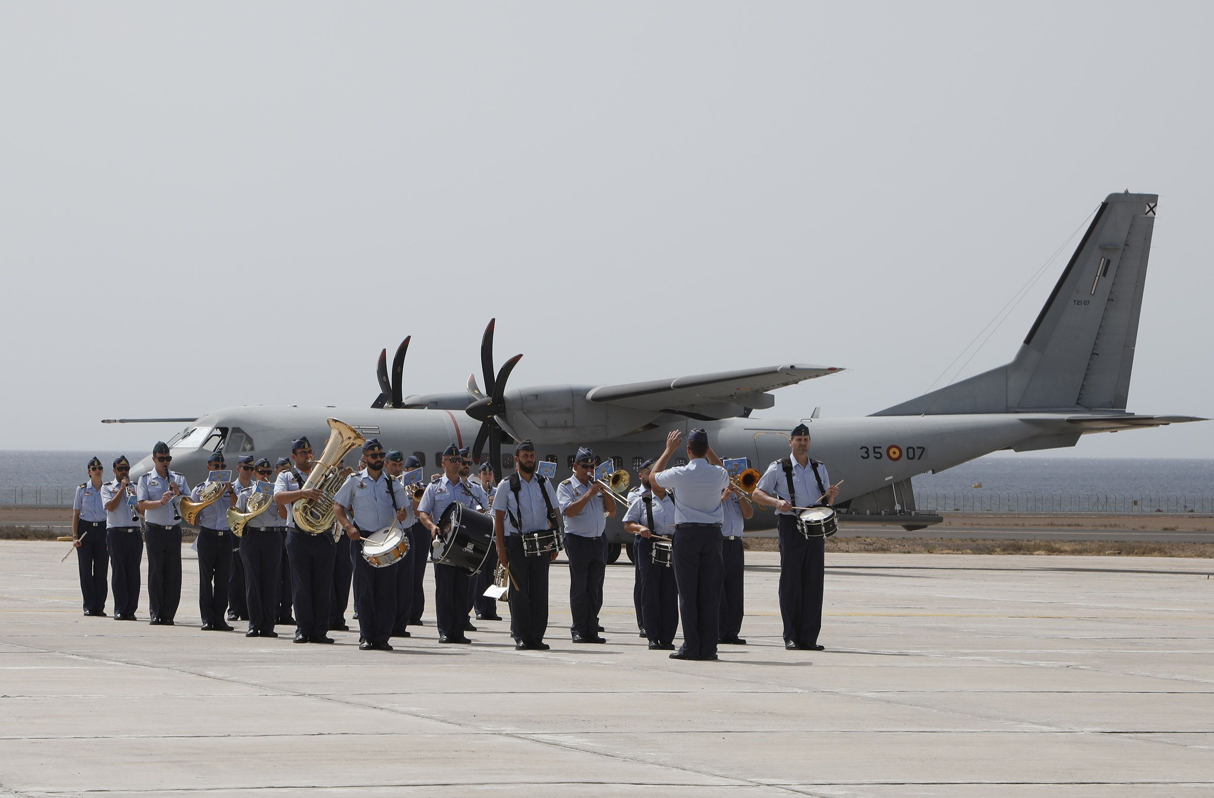 Toma de posesión del nuevo coronel del aeródromo (Foto: José Luis Carrasco) Toma de posesión del nuevo coronel del aeródromo (Foto: José Luis Carrasco)