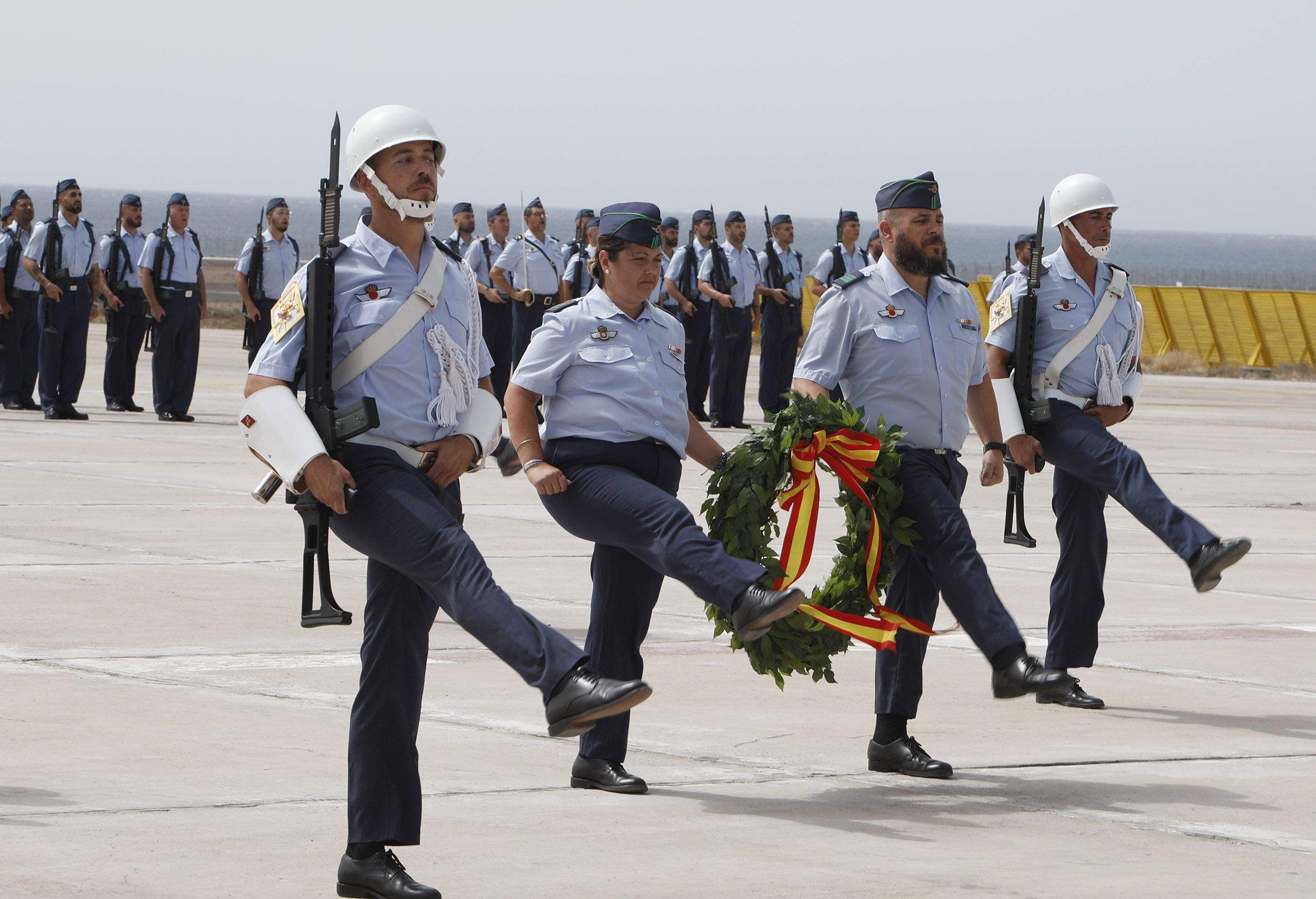 Toma de posesión del nuevo coronel del aeródromo (Foto: José Luis Carrasco) Toma de posesión del nuevo coronel del aeródromo (Foto: José Luis Carrasco)