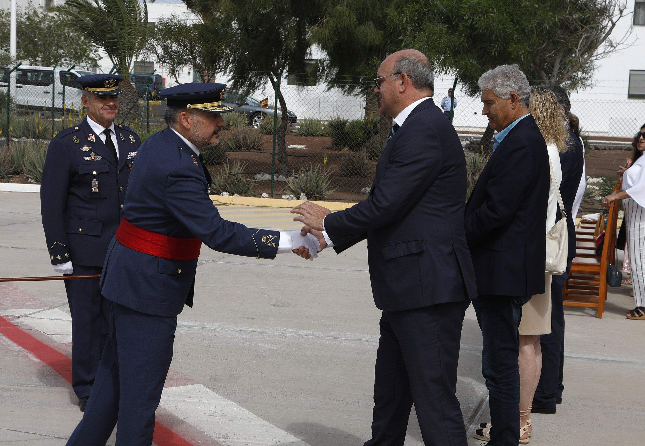 Toma de posesión del nuevo coronel del aeródromo (Foto: José Luis Carrasco) Toma de posesión del nuevo coronel del aeródromo (Foto: José Luis Carrasco)