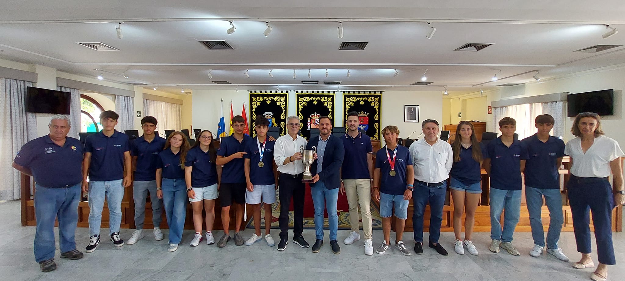 El alcalde de Arrecife ofrece una recepción a los regatistas lanzaroteños ganadores del Campeonato de Vela 420 El alcalde de Arrecife ofrece una recepción a los regatistas lanzaroteños ganadores del Campeonato de Vela 420