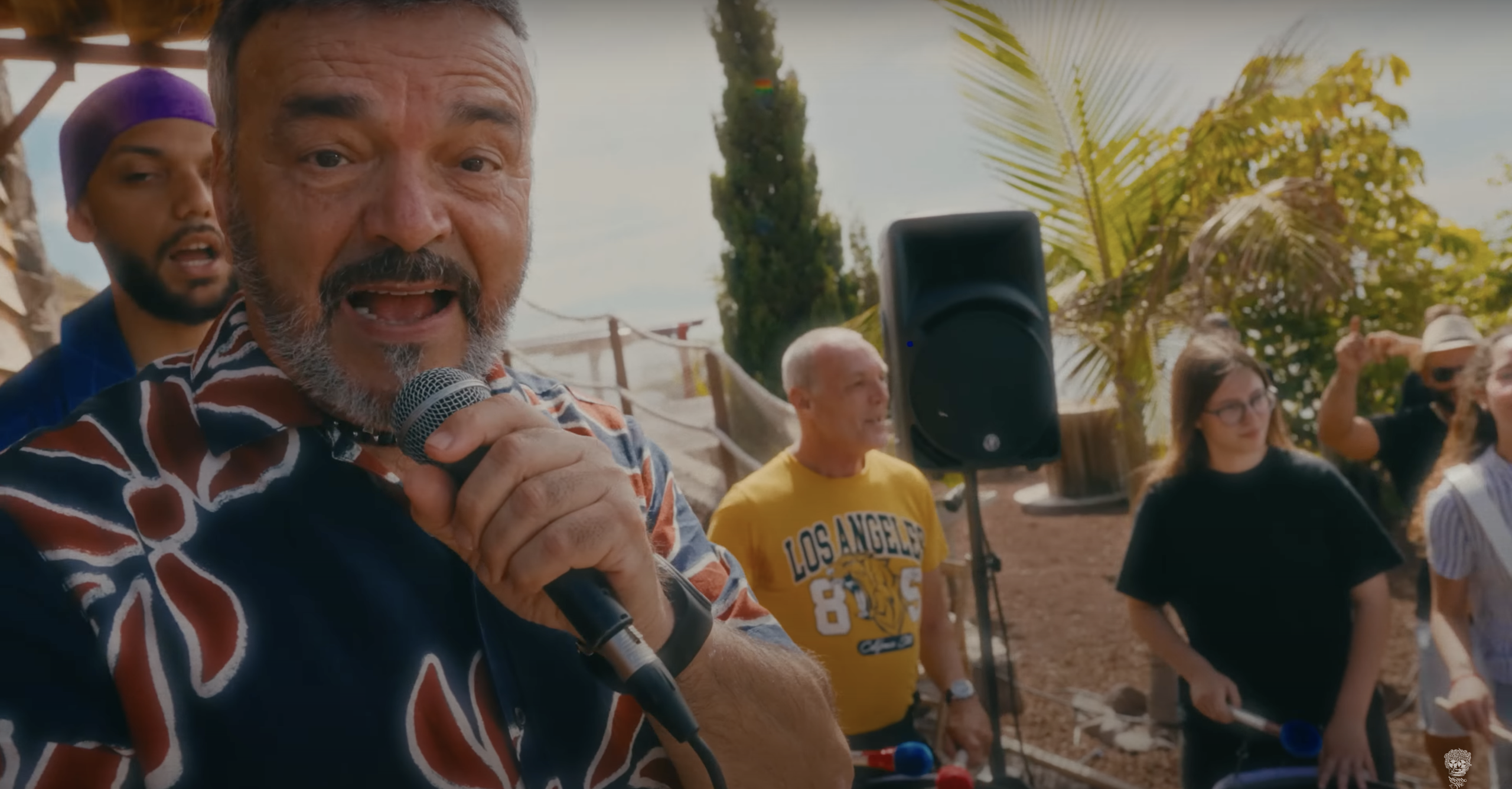 El artista Pepe Benavente en un clip musical