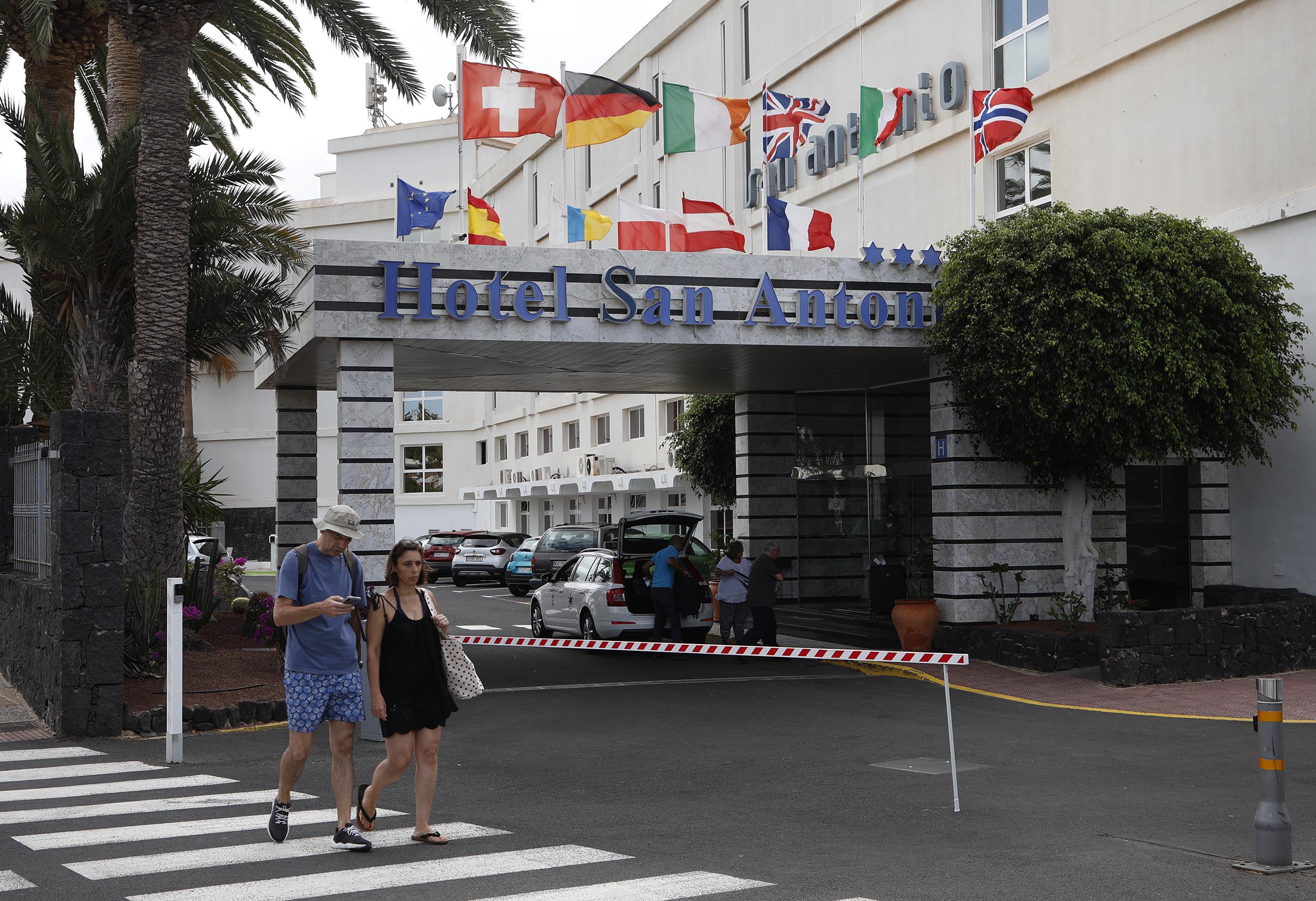 Tourists in hotels in Lanzarote. Photo: José Luis Carrasco.