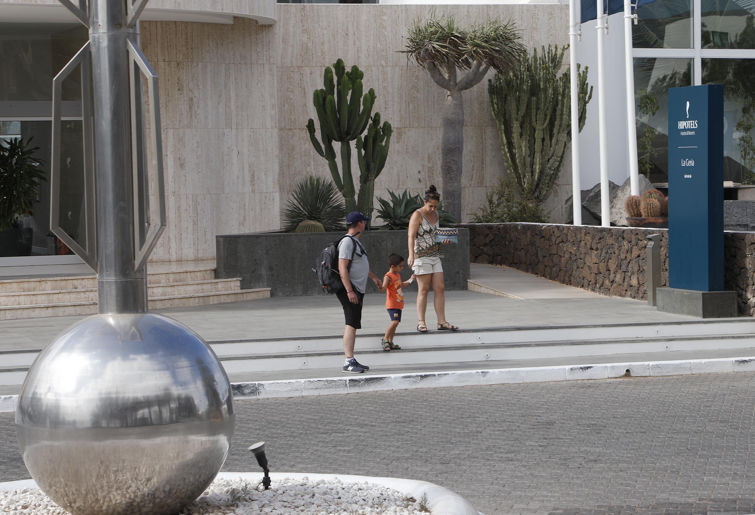 Turistas en hoteles de Lanzarote. Foto: José Luis Carrasco.