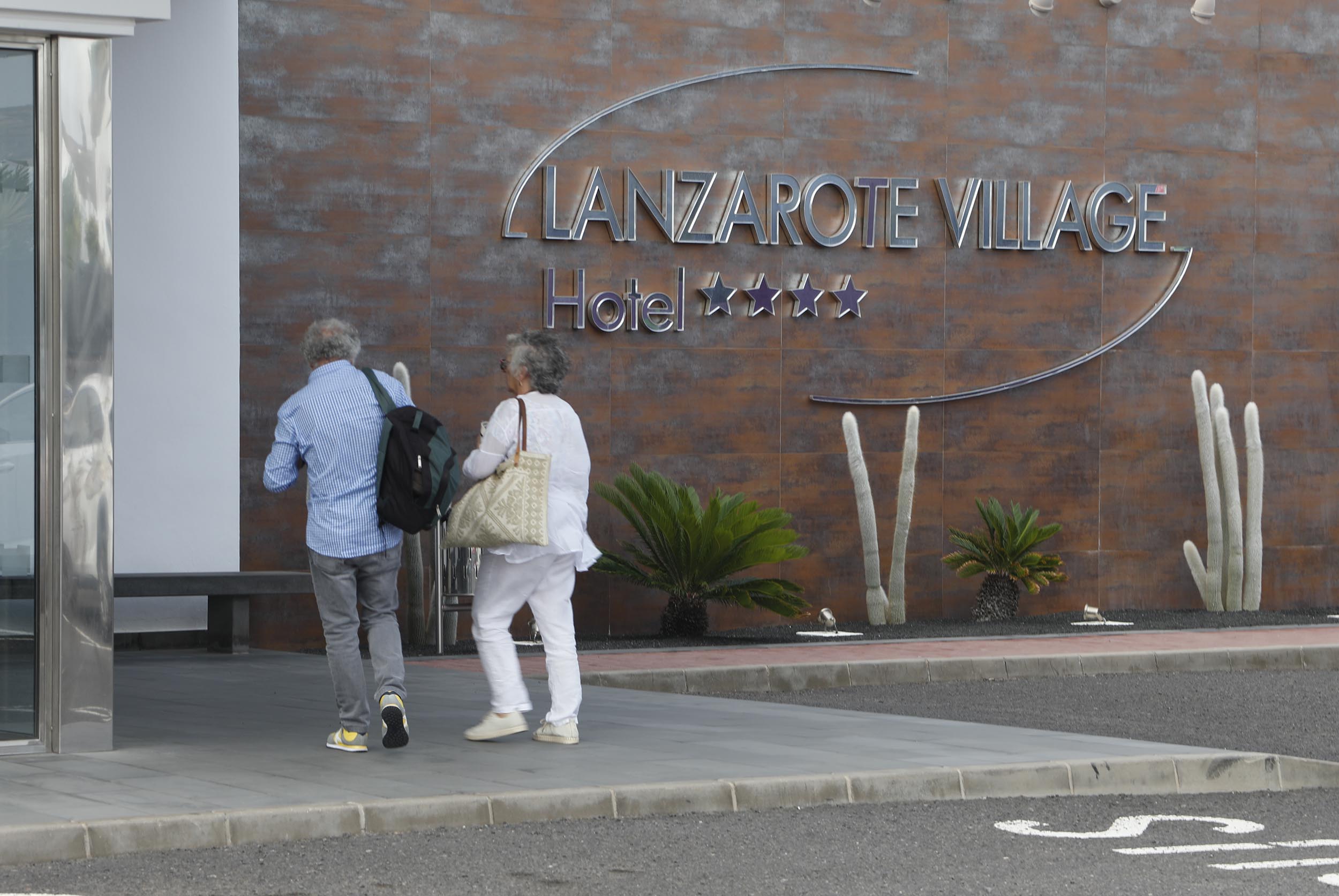 Tourists in hotels in Lanzarote. Photo: José Luis Carrasco.