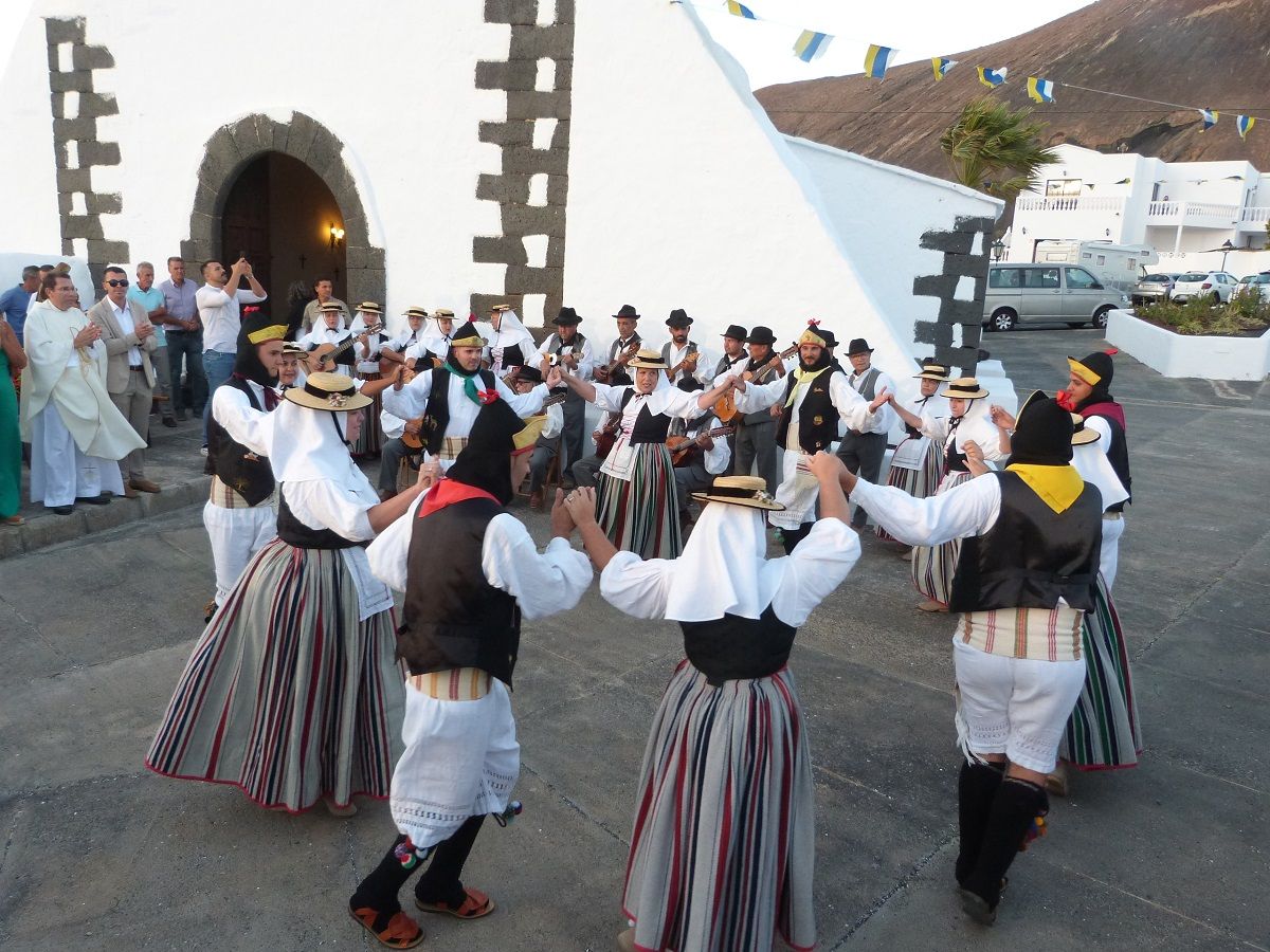 La agrupación Folclórica Guanapay de Teguise en Tahíche