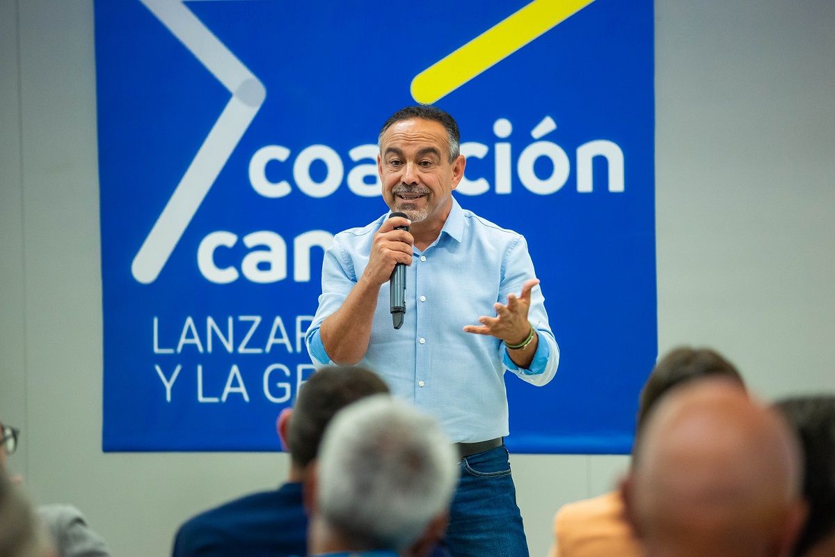 El secretario del Comité Local de CC en Haría, Víctor Robayna