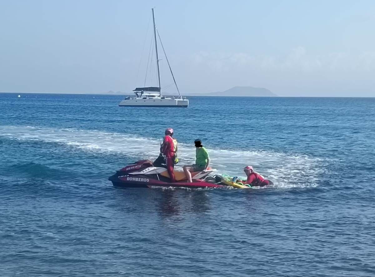 Rescate en la zona de Las Coloradas en Playa Blanca