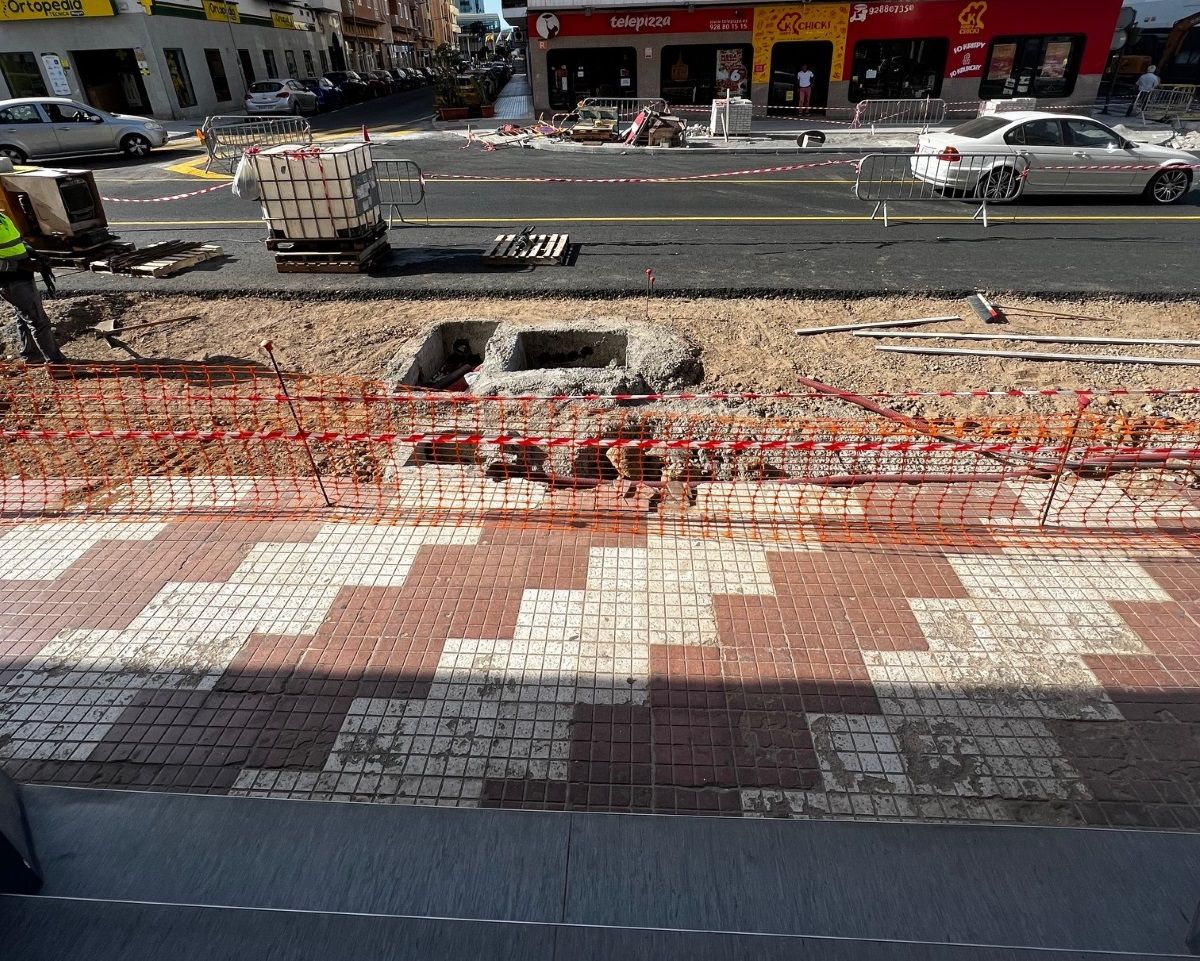 Denuncia contra la ubicación de los contenedores de basura en Arrecife 