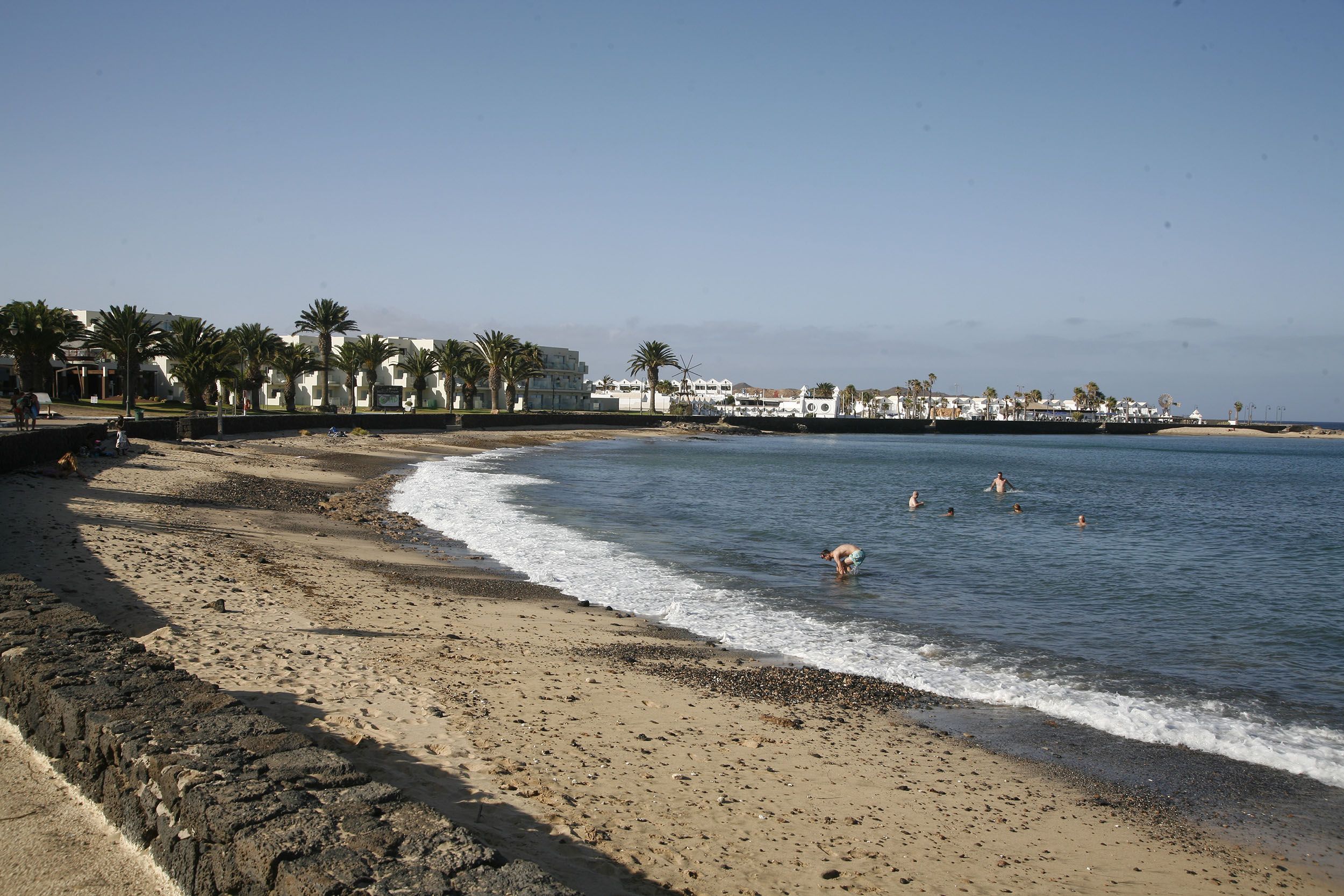 Playa Bastián en Costa Teguise. Foto: José Luis Carrasco.