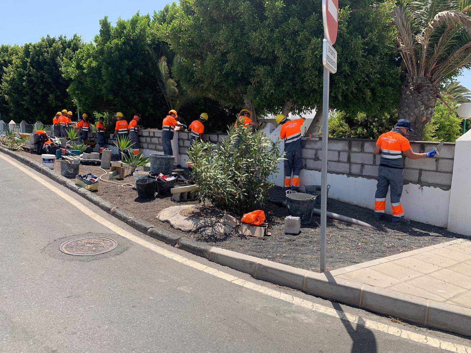Tías ejecuta obras en los colegios de cara al próximo curso escolar
