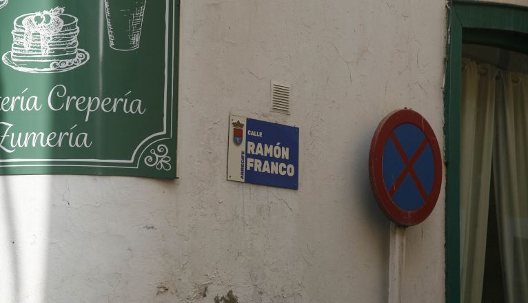 Vestigios franquistas en Arrecife. Foto: José Luis Carrasco.