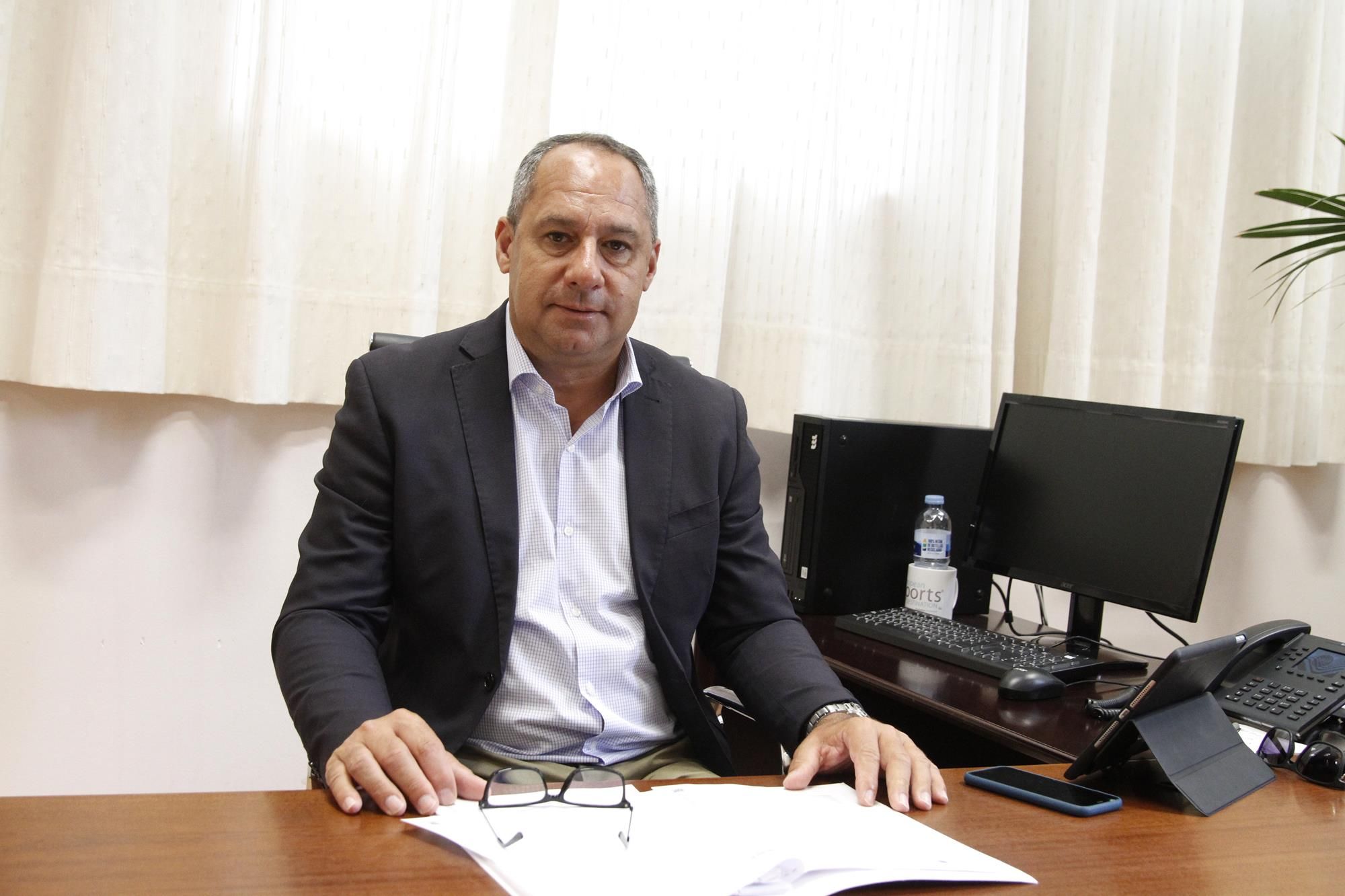 El consejero de Deportes del Cabildo de Lanzarote, Juan Monzón. Foto: Cabildo de Lanzarote.
