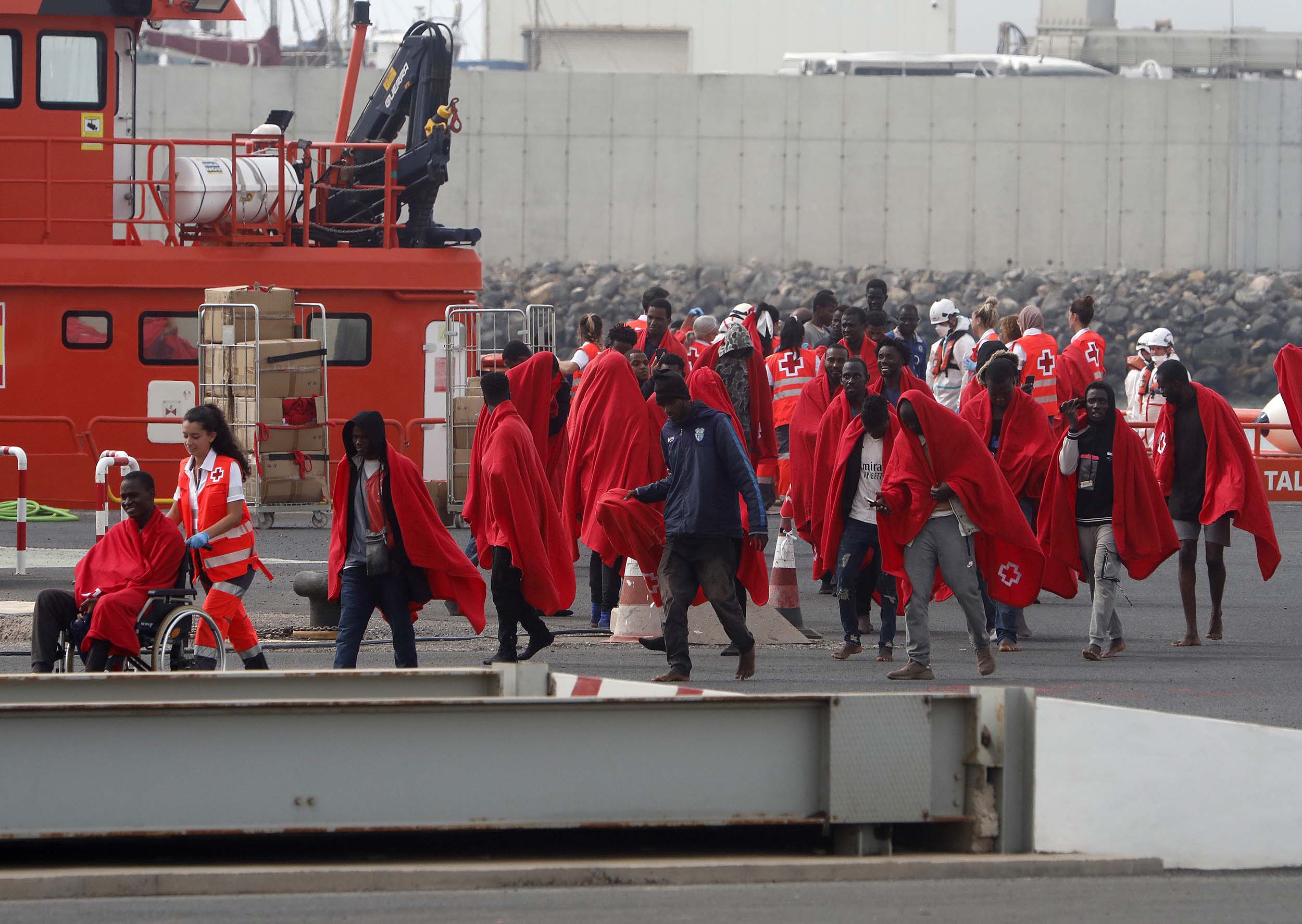 Los migrantes rescatados en la mañana del 25 de agosto. Foto: José Luis Carrasco