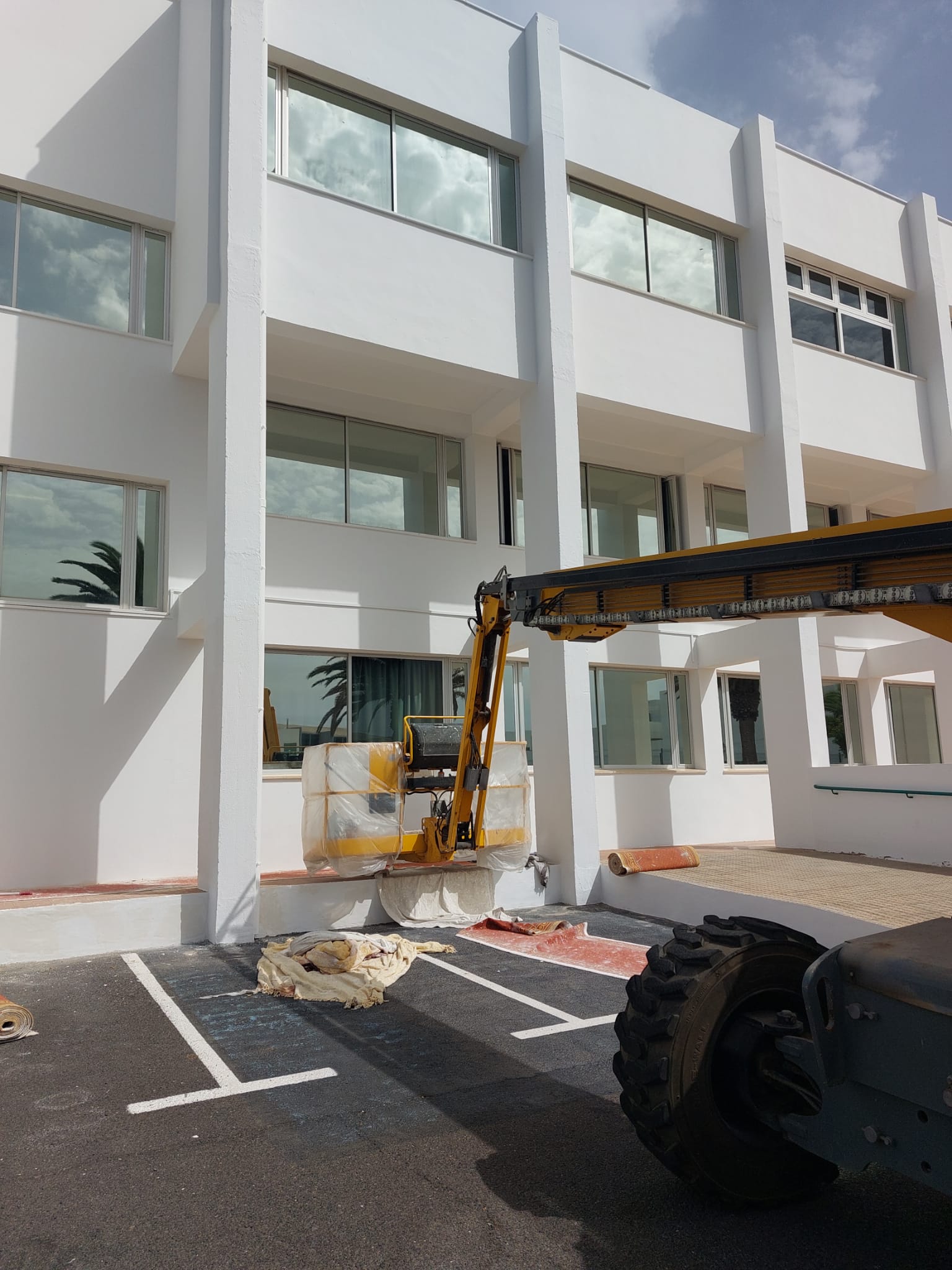 El Ayuntamiento de Arrecife prepara los colegios para el comienzo del curso. Foto: Ayuntamiento de Arrecife.