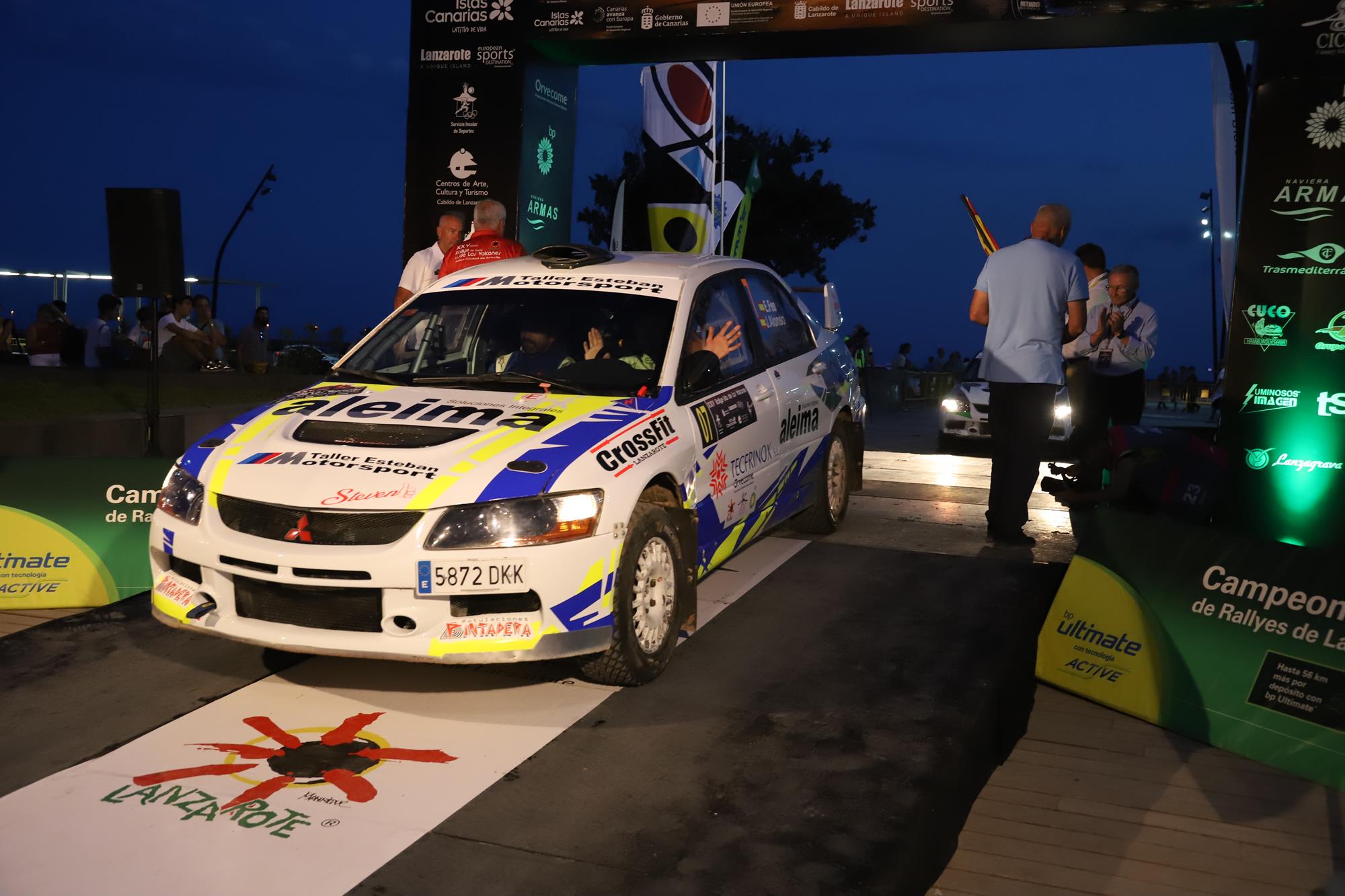 Ceremonia de salida XXV Rallye de Tierra Isla de Los Volcanes – Ciudad de Arrecife Ceremonia de salida XXV Rallye de Tierra Isla de Los Volcanes – Ciudad de Arrecife