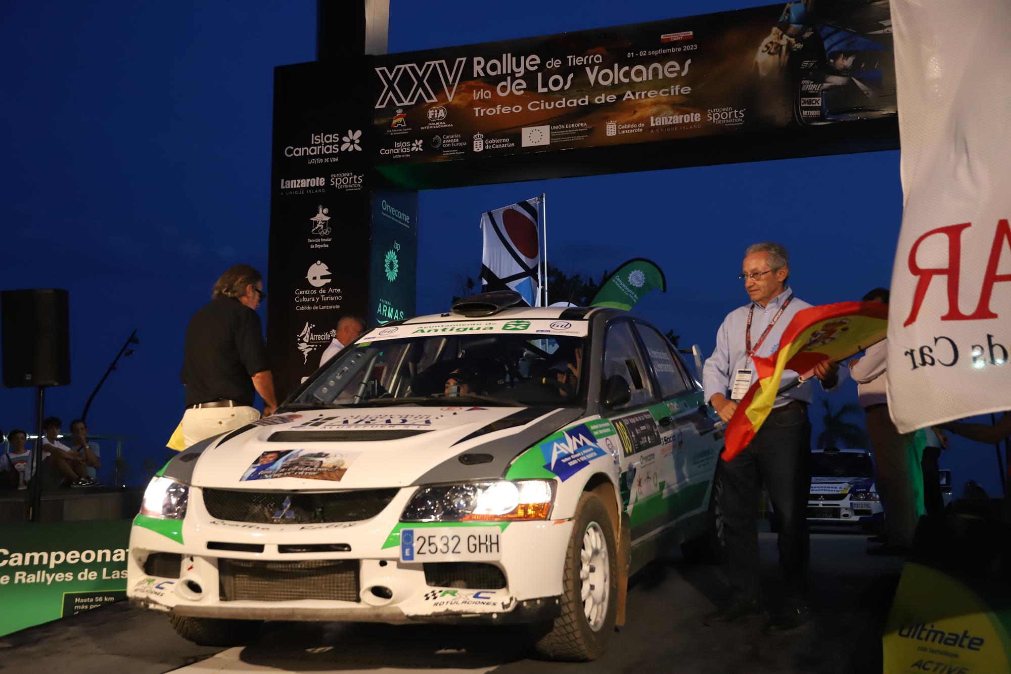 Ceremonia de salida XXV Rallye de Tierra Isla de Los Volcanes – Ciudad de Arrecife Ceremonia de salida XXV Rallye de Tierra Isla de Los Volcanes – Ciudad de Arrecife