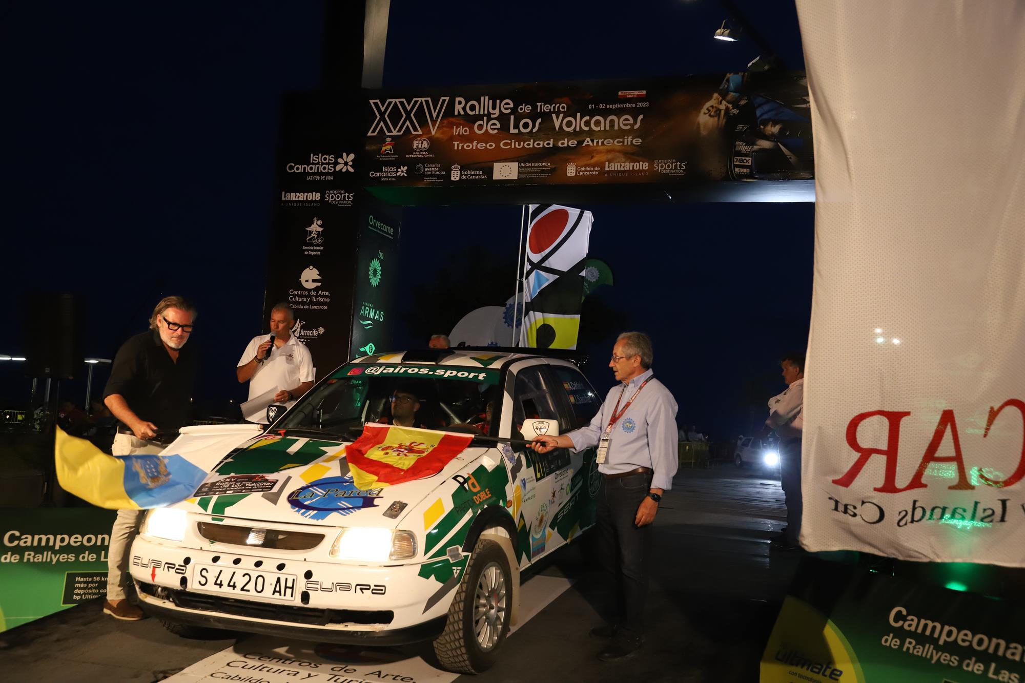 Ceremonia de salida XXV Rallye de Tierra Isla de Los Volcanes – Ciudad de Arrecife Ceremonia de salida XXV Rallye de Tierra Isla de Los Volcanes – Ciudad de Arrecife