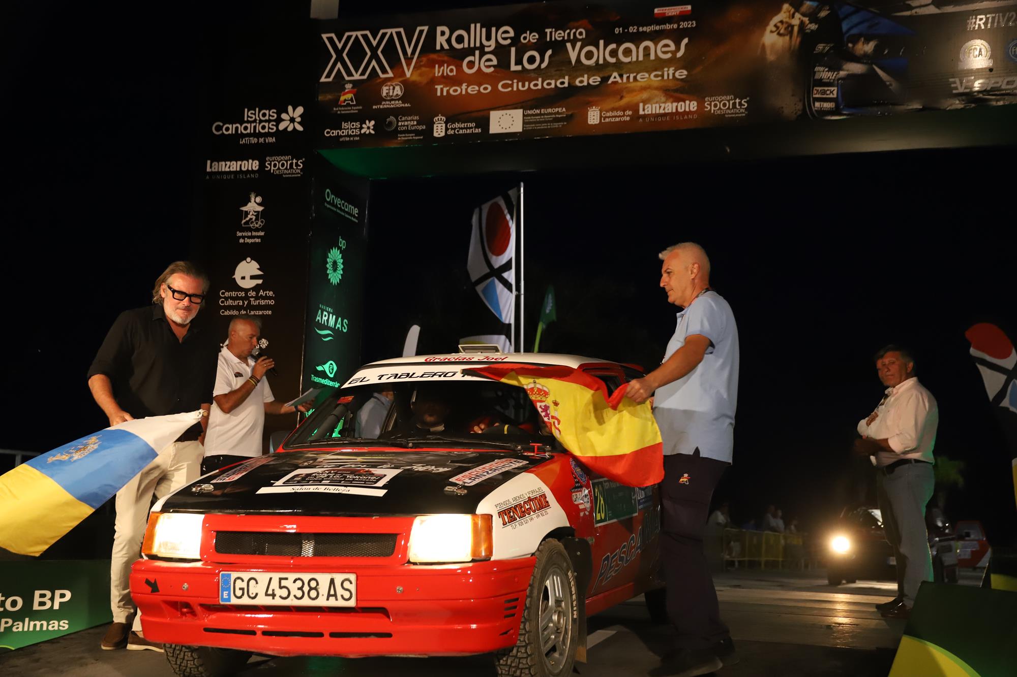 Ceremonia de salida XXV Rallye de Tierra Isla de Los Volcanes – Ciudad de Arrecife Ceremonia de salida XXV Rallye de Tierra Isla de Los Volcanes – Ciudad de Arrecife