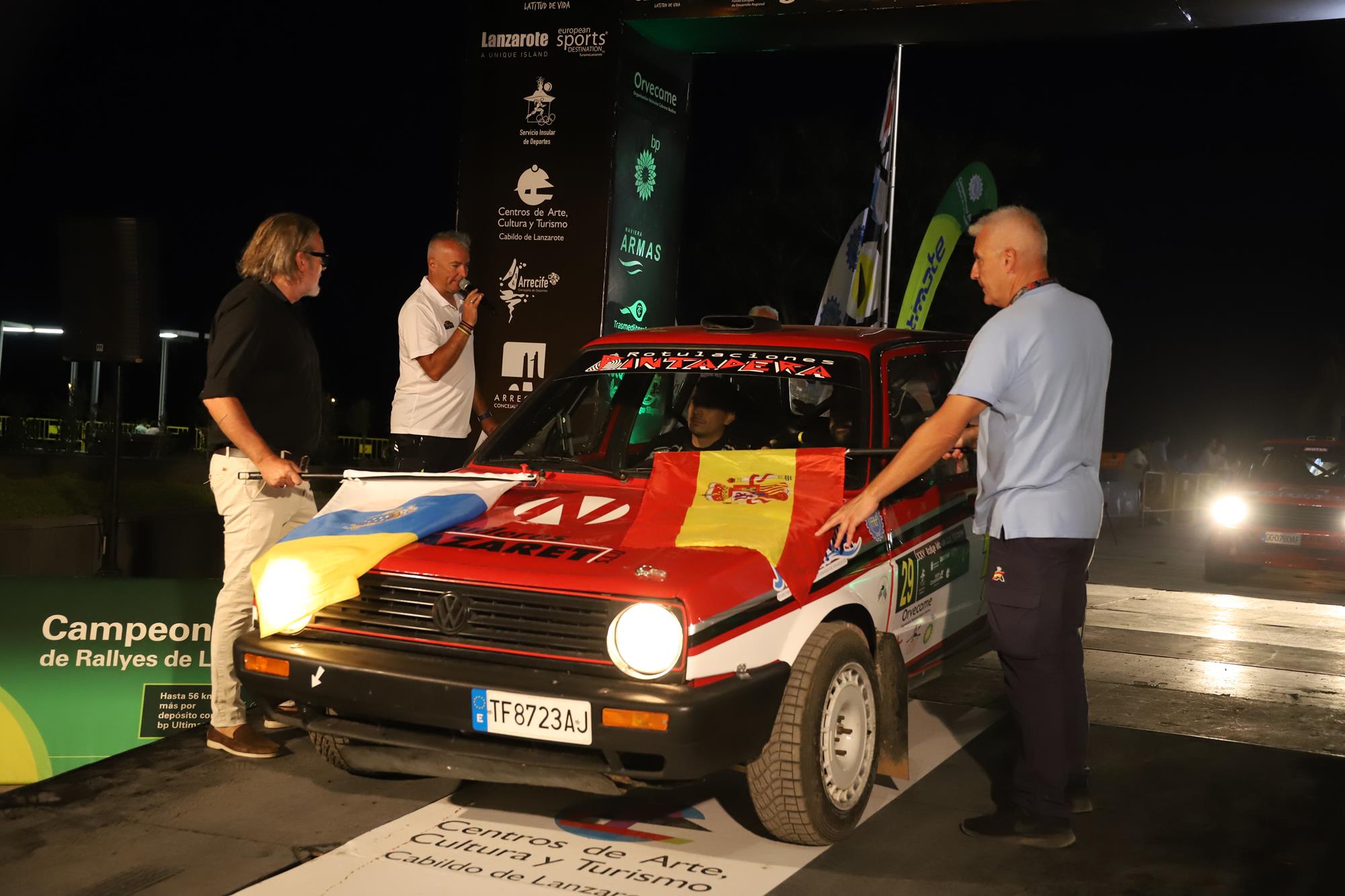 Ceremonia de salida XXV Rallye de Tierra Isla de Los Volcanes – Ciudad de Arrecife Ceremonia de salida XXV Rallye de Tierra Isla de Los Volcanes – Ciudad de Arrecife