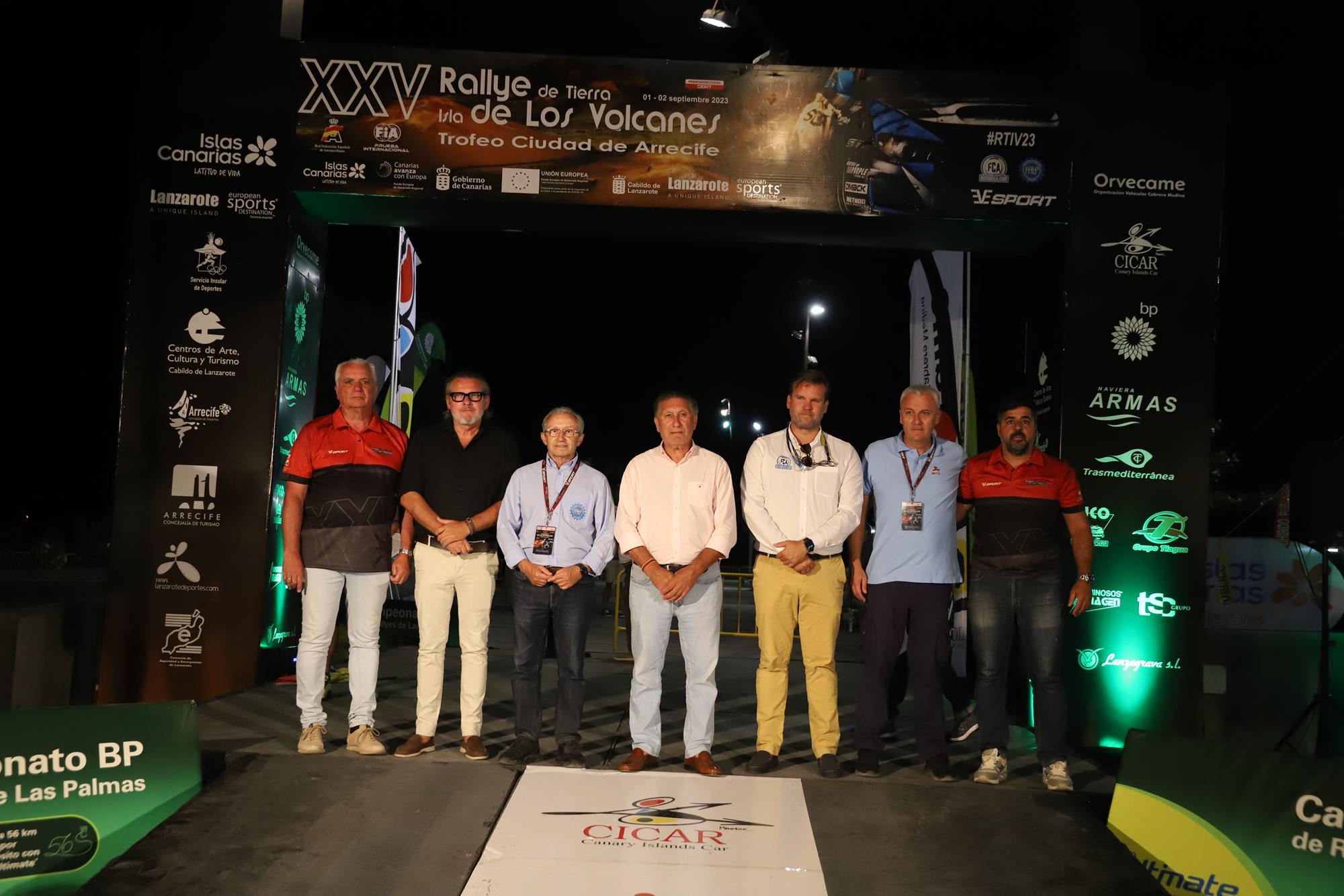 Ceremonia de salida XXV Rallye de Tierra Isla de Los Volcanes – Ciudad de Arrecife Ceremonia de salida XXV Rallye de Tierra Isla de Los Volcanes – Ciudad de Arrecife