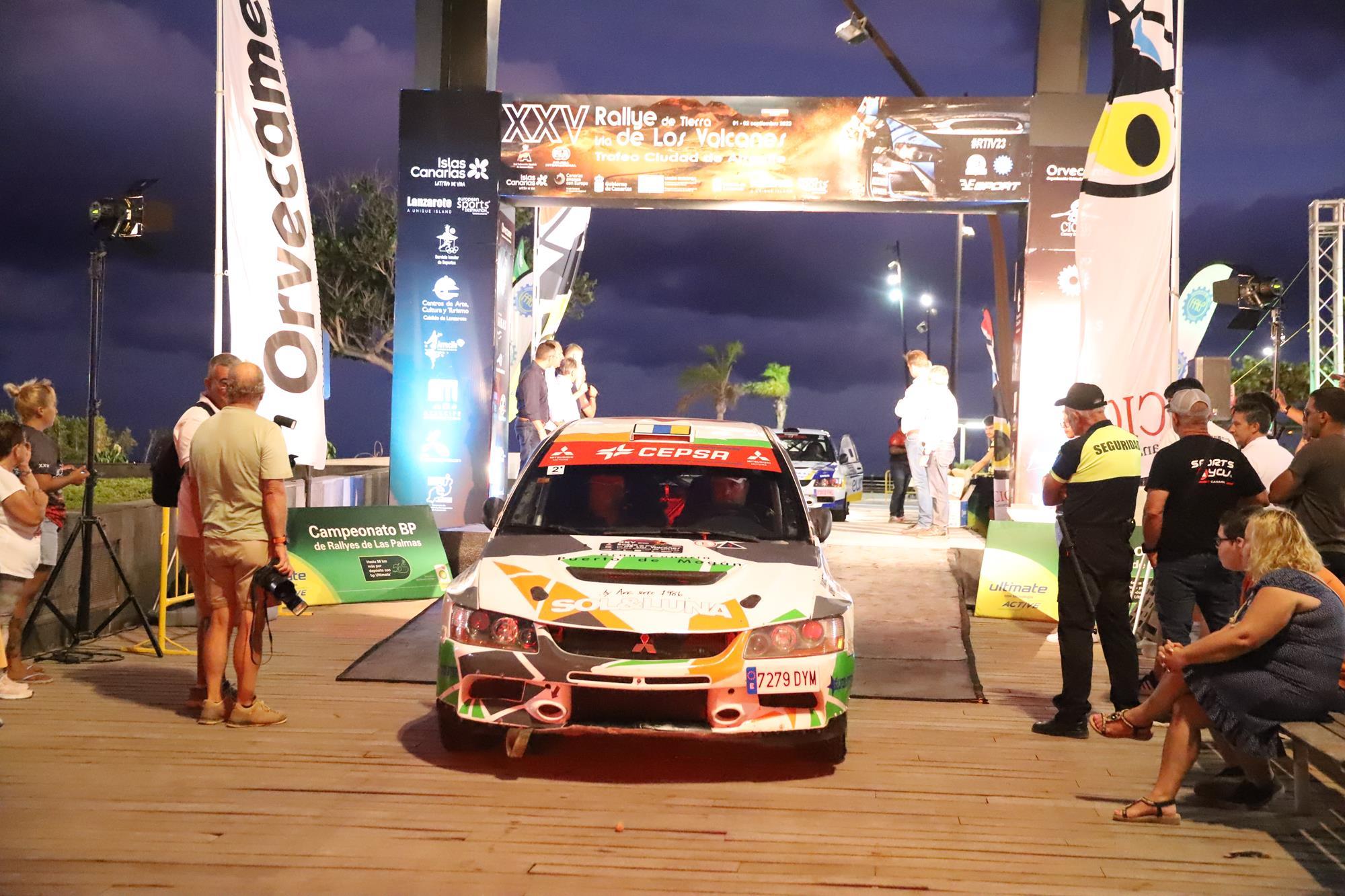 Entrega de trofeos del XXV Rallye Tierra isla de los Volcanes Entrega de trofeos del XXV Rallye Tierra isla de los Volcanes