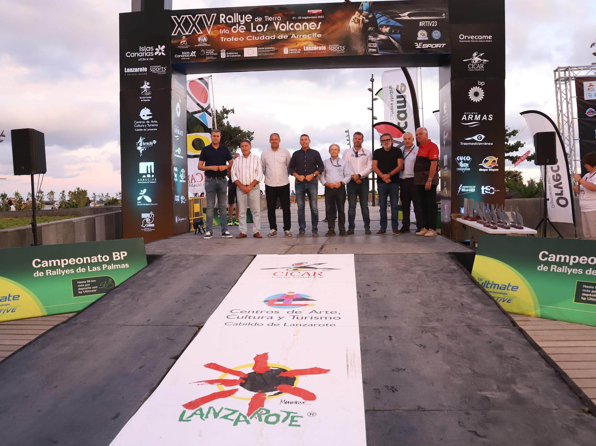 Entrega de trofeos del XXV Rallye Tierra isla de los Volcanes Entrega de trofeos del XXV Rallye Tierra isla de los Volcanes