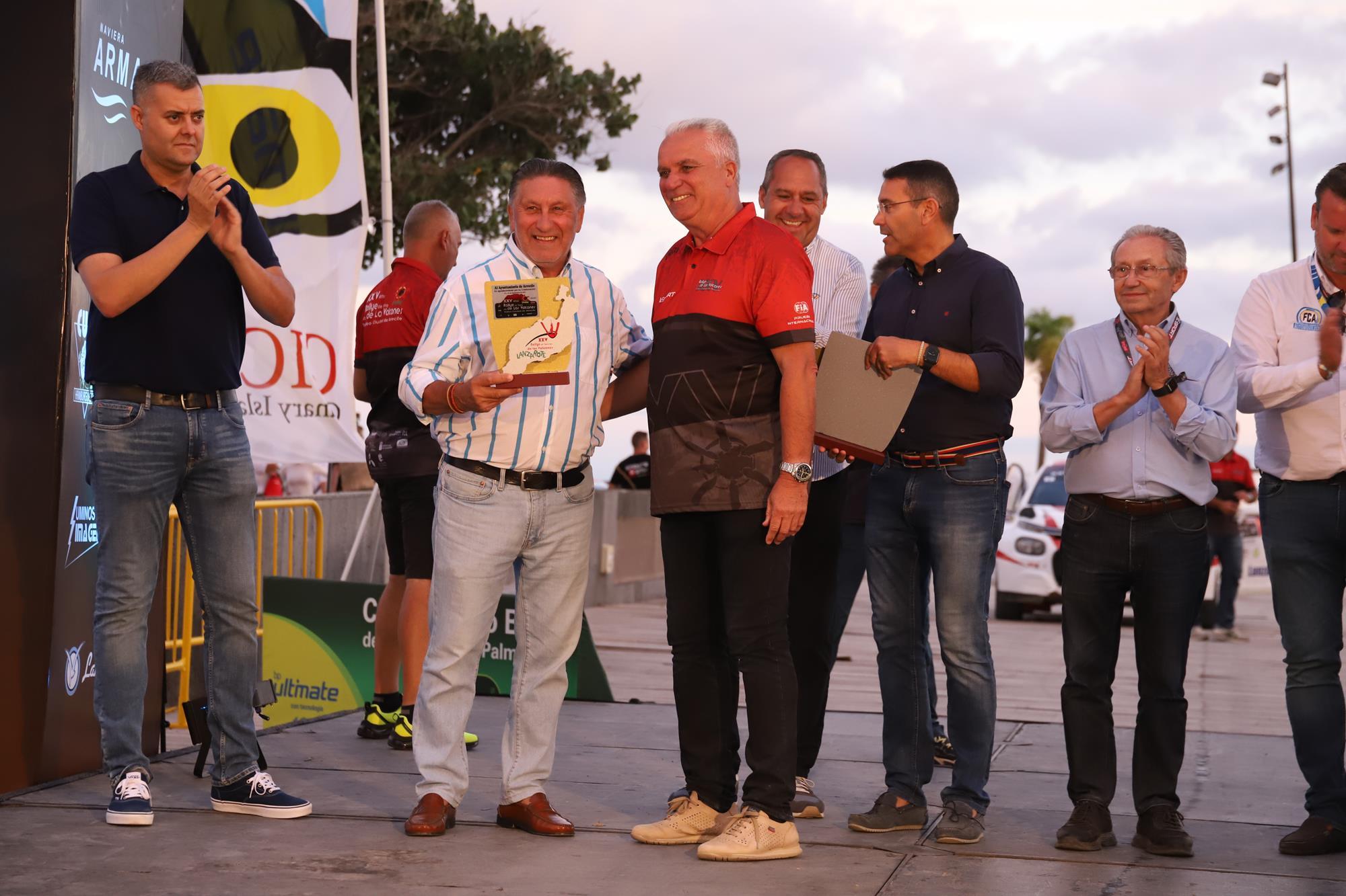 Entrega de trofeos del XXV Rallye Tierra isla de los Volcanes Entrega de trofeos del XXV Rallye Tierra isla de los Volcanes