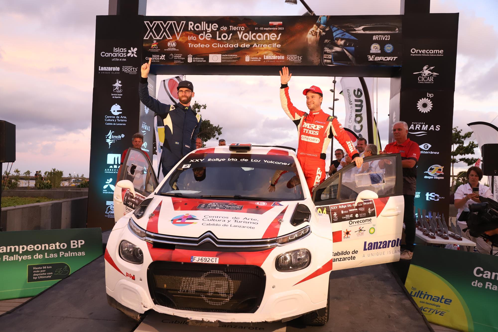 Entrega de trofeos del XXV Rallye Tierra isla de los Volcanes Entrega de trofeos del XXV Rallye Tierra isla de los Volcanes