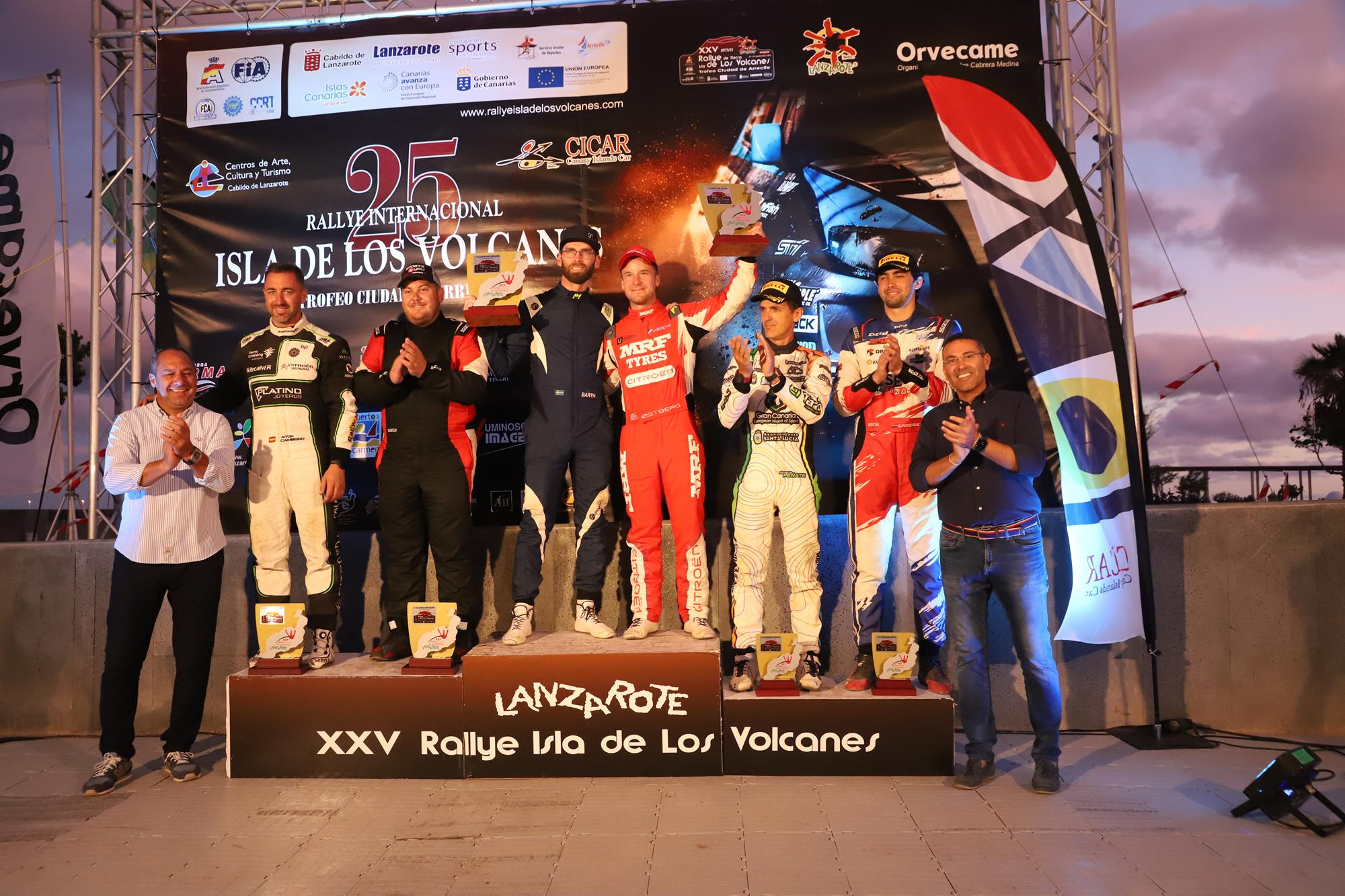 Entrega de trofeos del XXV Rallye Tierra isla de los Volcanes Entrega de trofeos del XXV Rallye Tierra isla de los Volcanes
