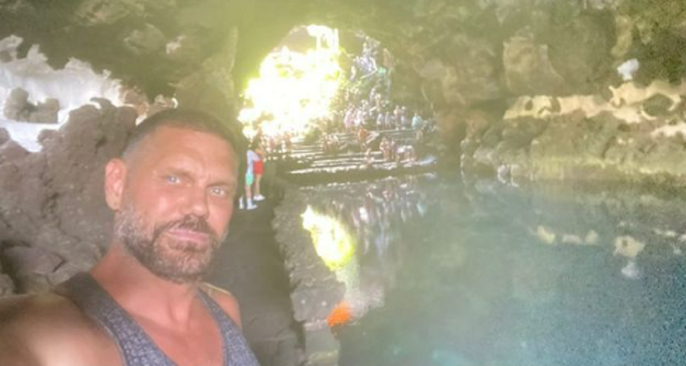 Nacho Vidal en Jameos del Agua en Lanzarote