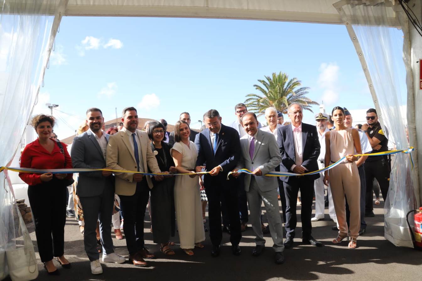 Inaugurada la Feria de Artesanía de Los Dolores