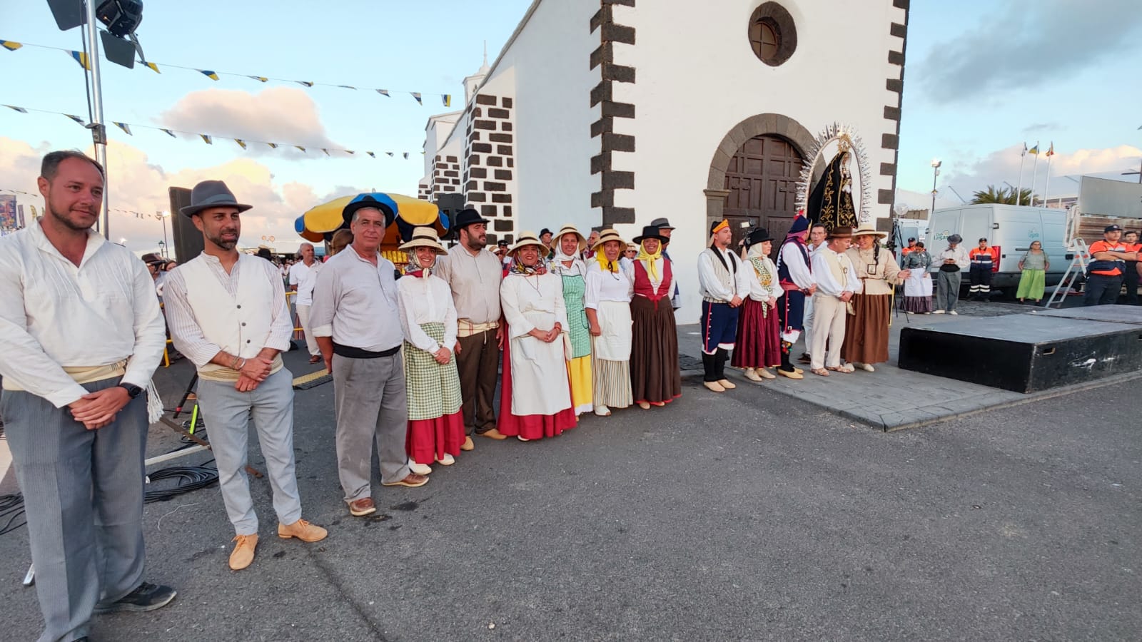 Ofrenda floral a la Virgen de Los Dolores, 2023