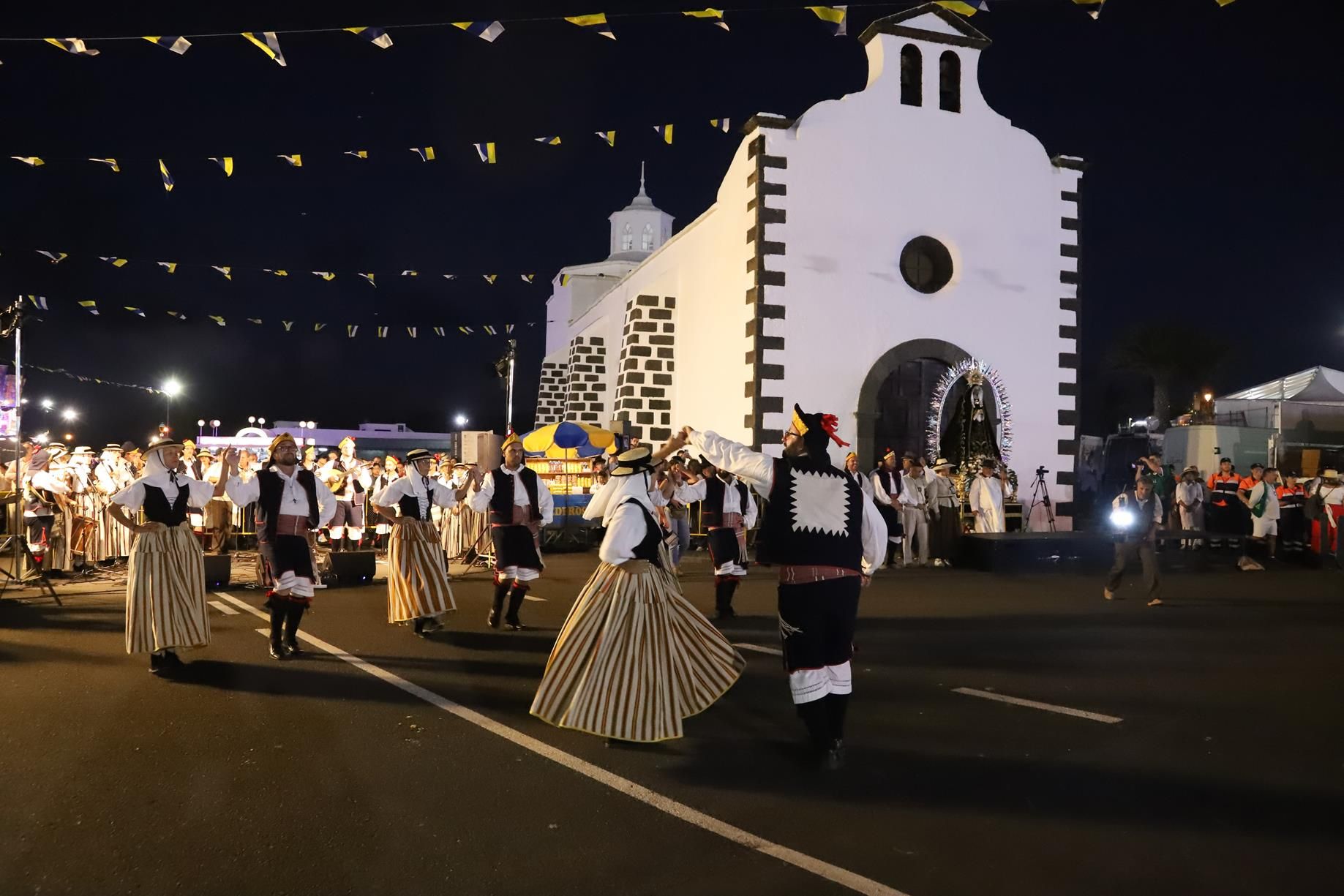Ofrenda floral a la Virgen de Los Dolores, 2023