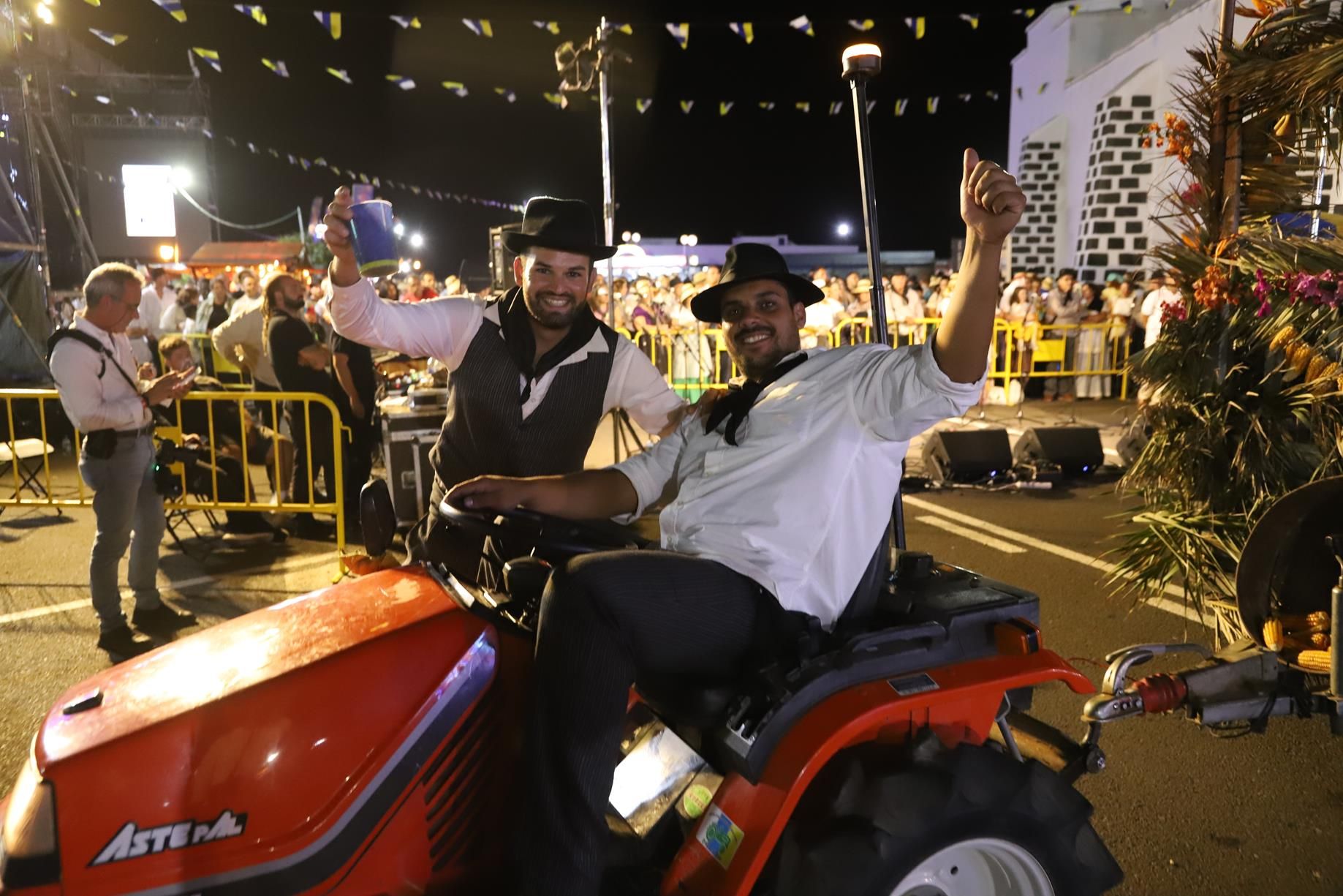 Ofrenda floral a la Virgen de Los Dolores, 2023